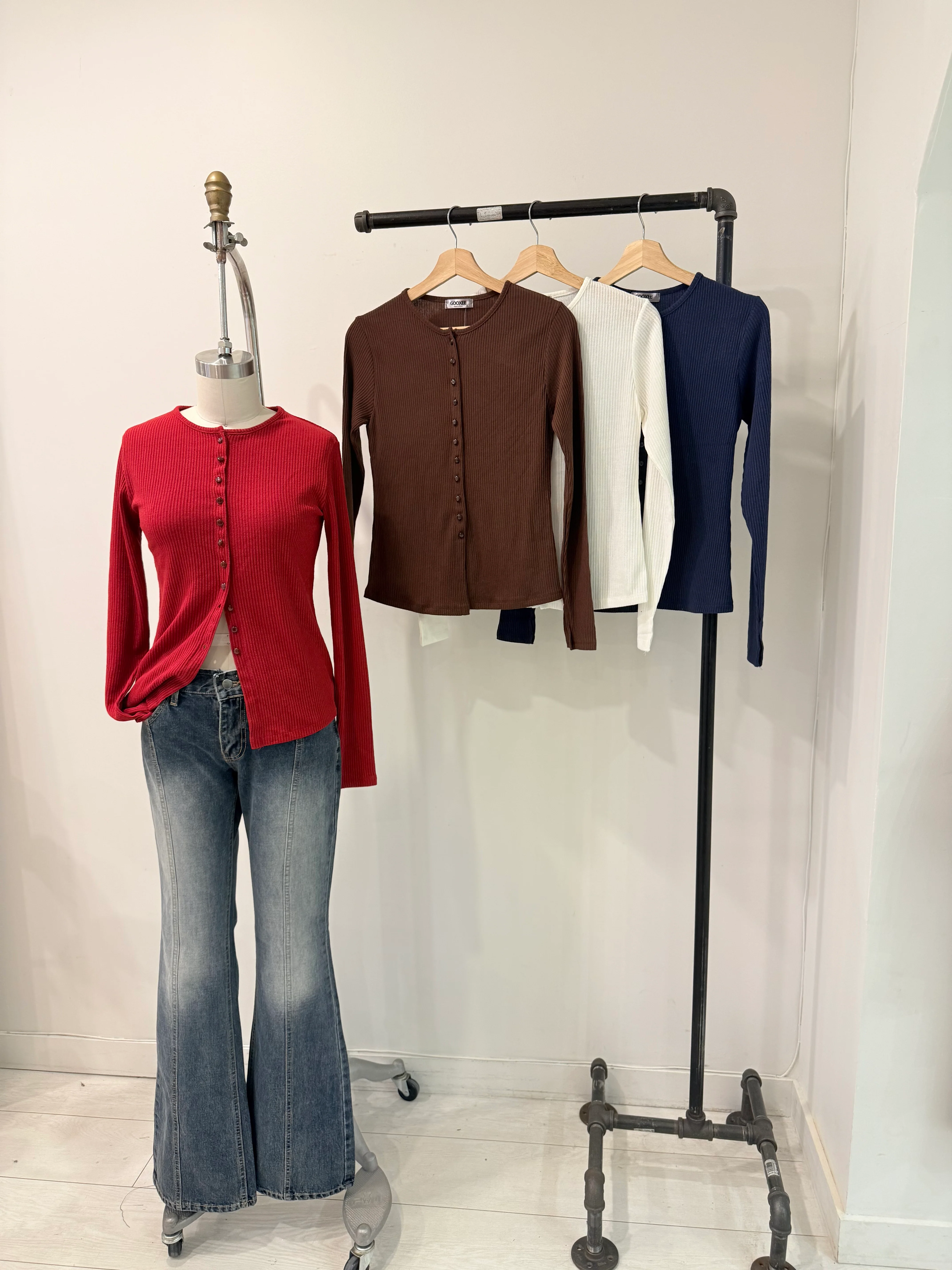 AOA Ribbed top - Image 15