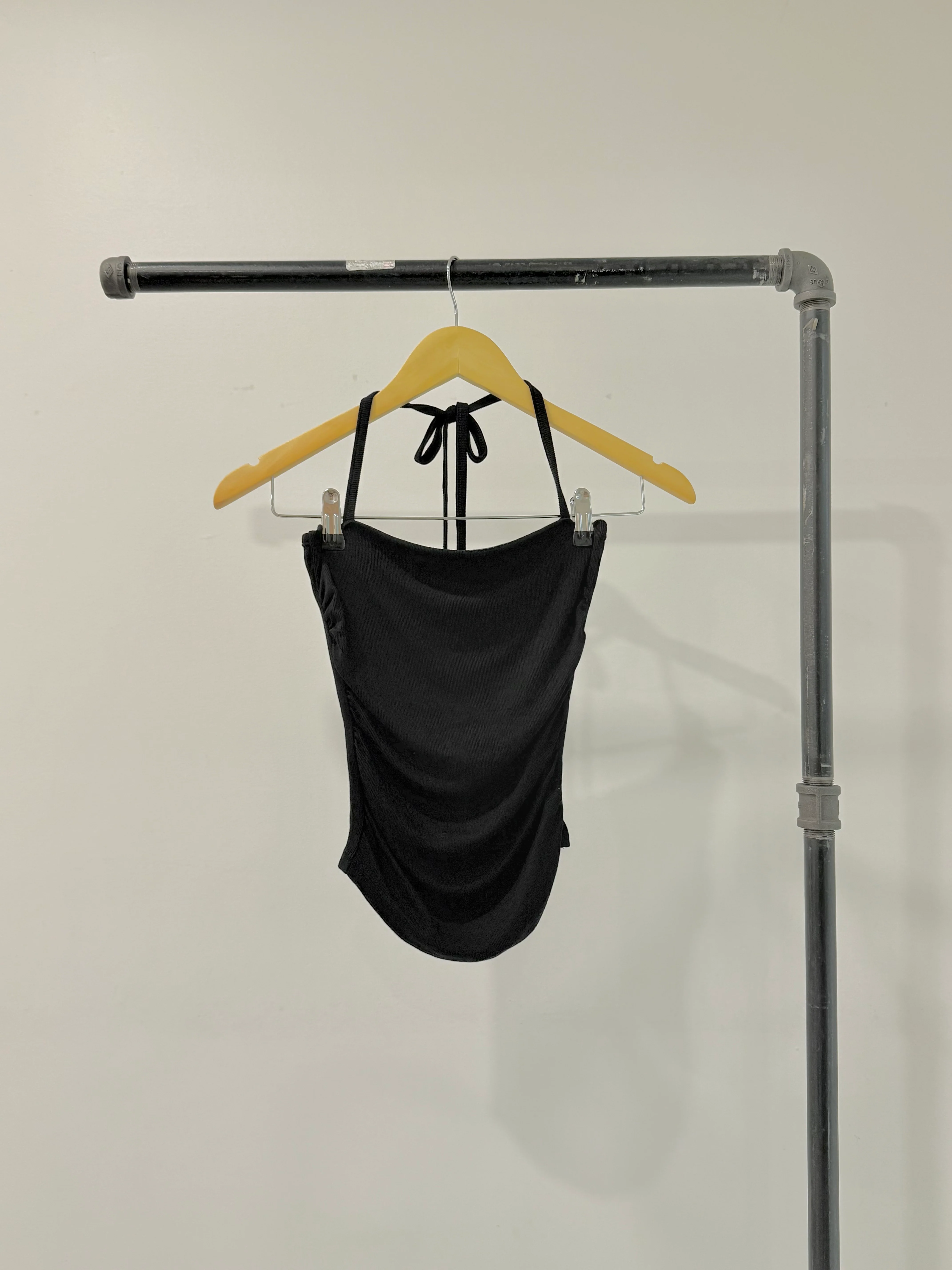 ARI Ribbed halter top - Image 16