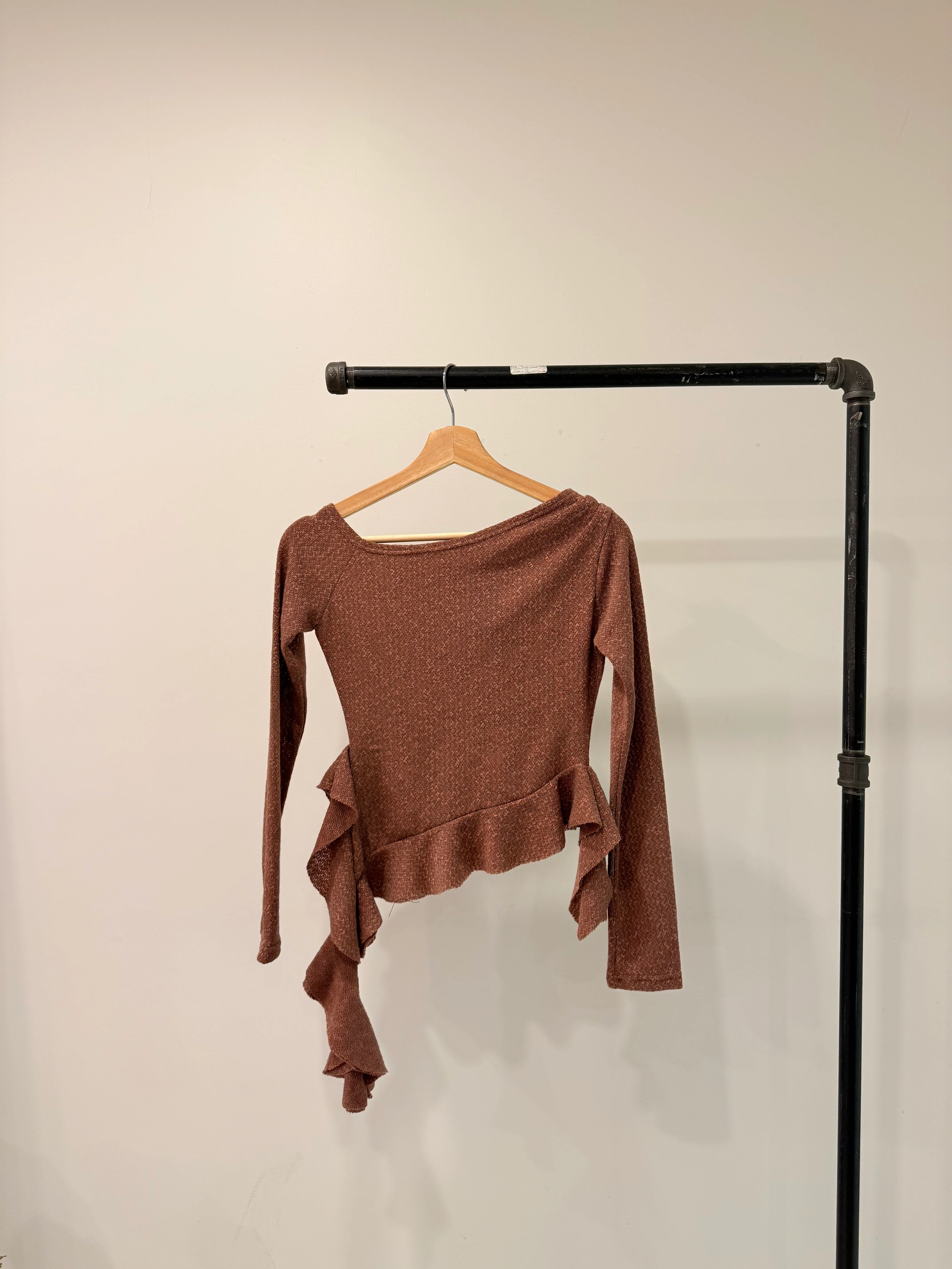BRIX Asymmetric top - Image 14