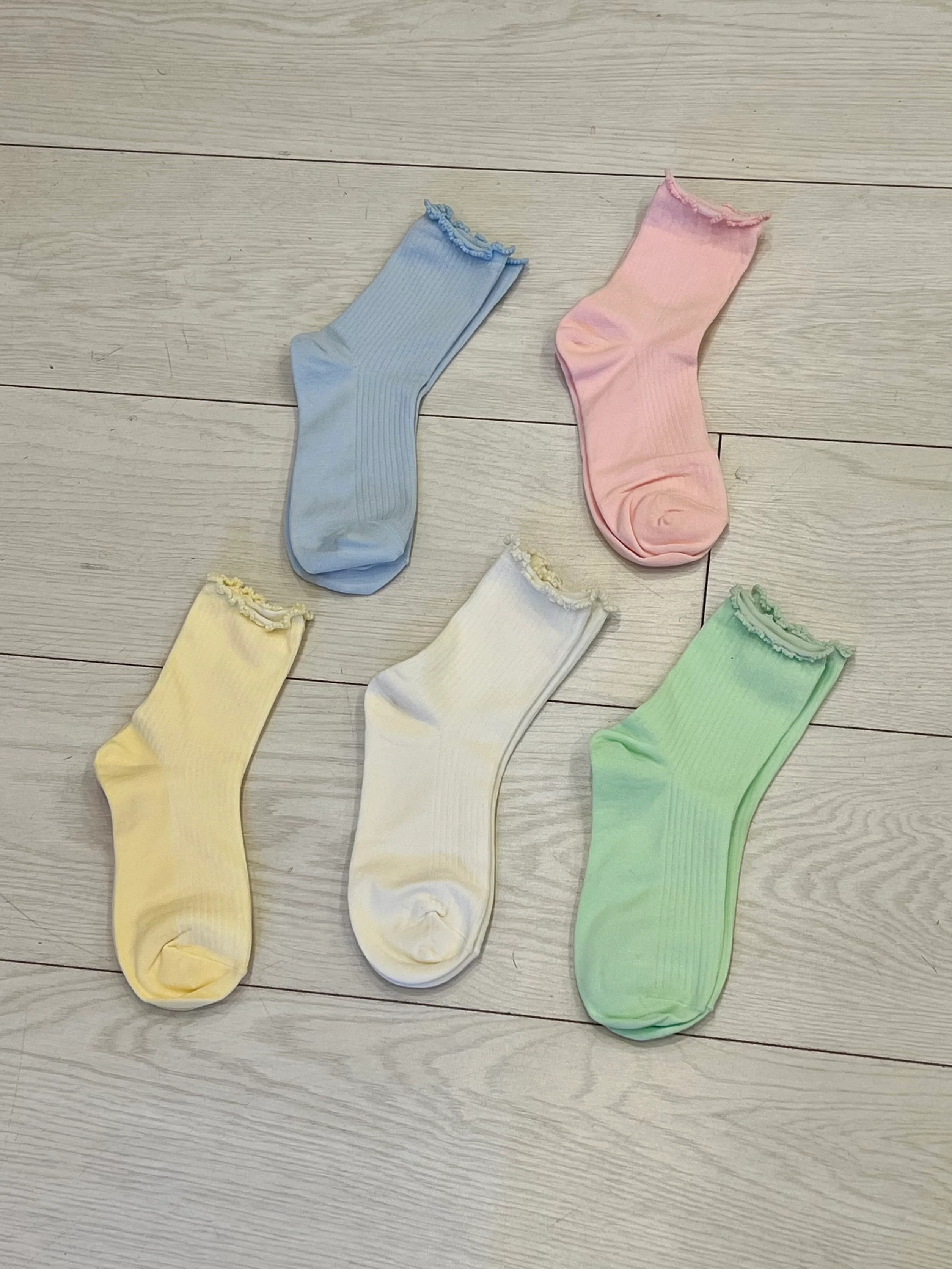 CANDY Pastel lettuce socks - Image 8