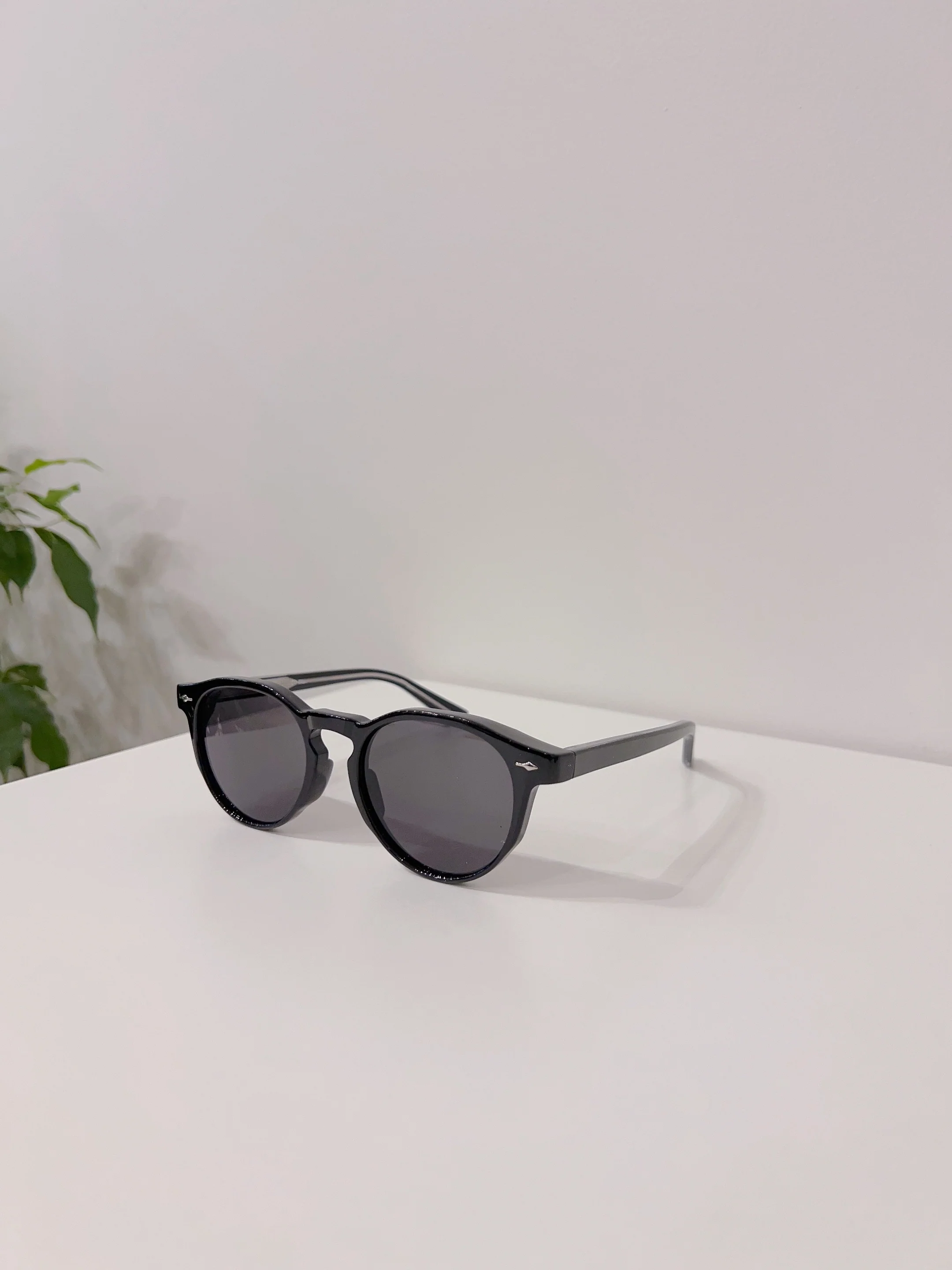 CANOE Rounded eye sunnies - Image 9