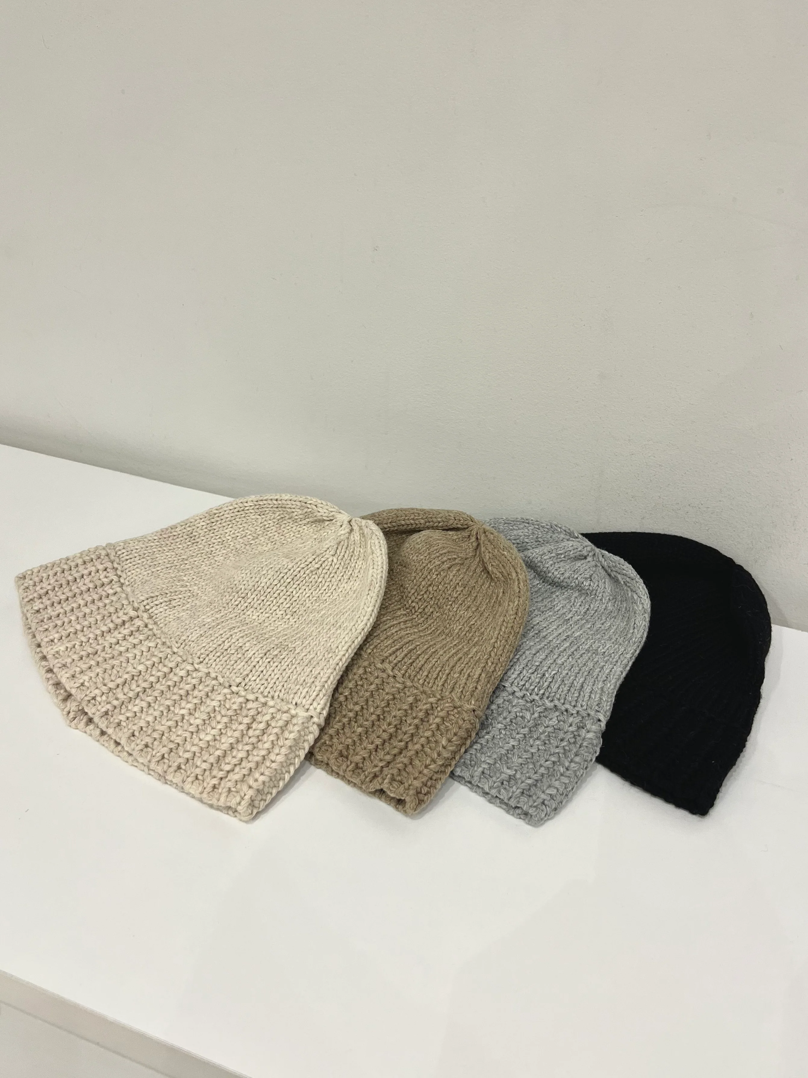CAROL Knit bucket hat - Image 4