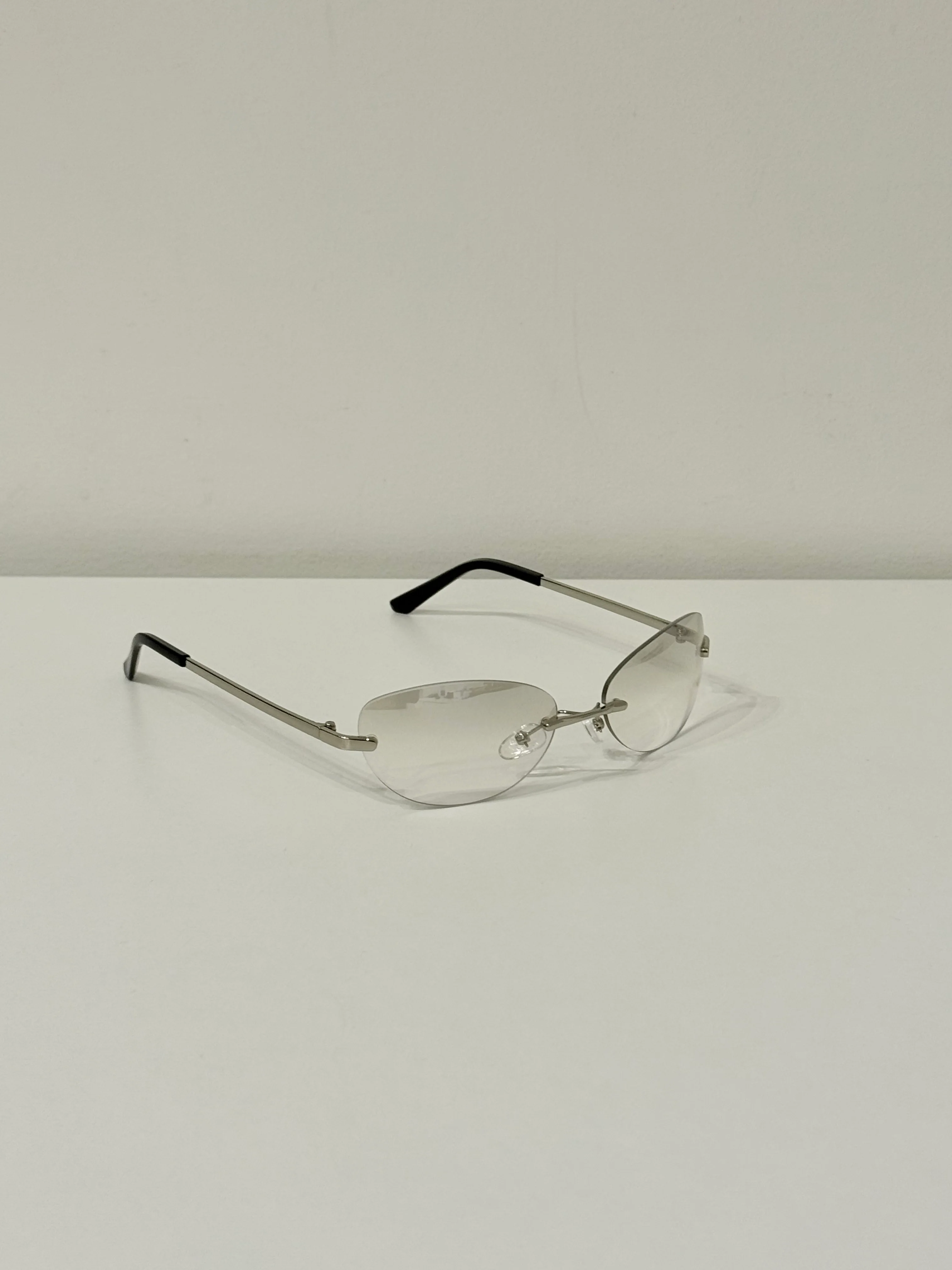 CHEW Rimless sunnies - Image 10