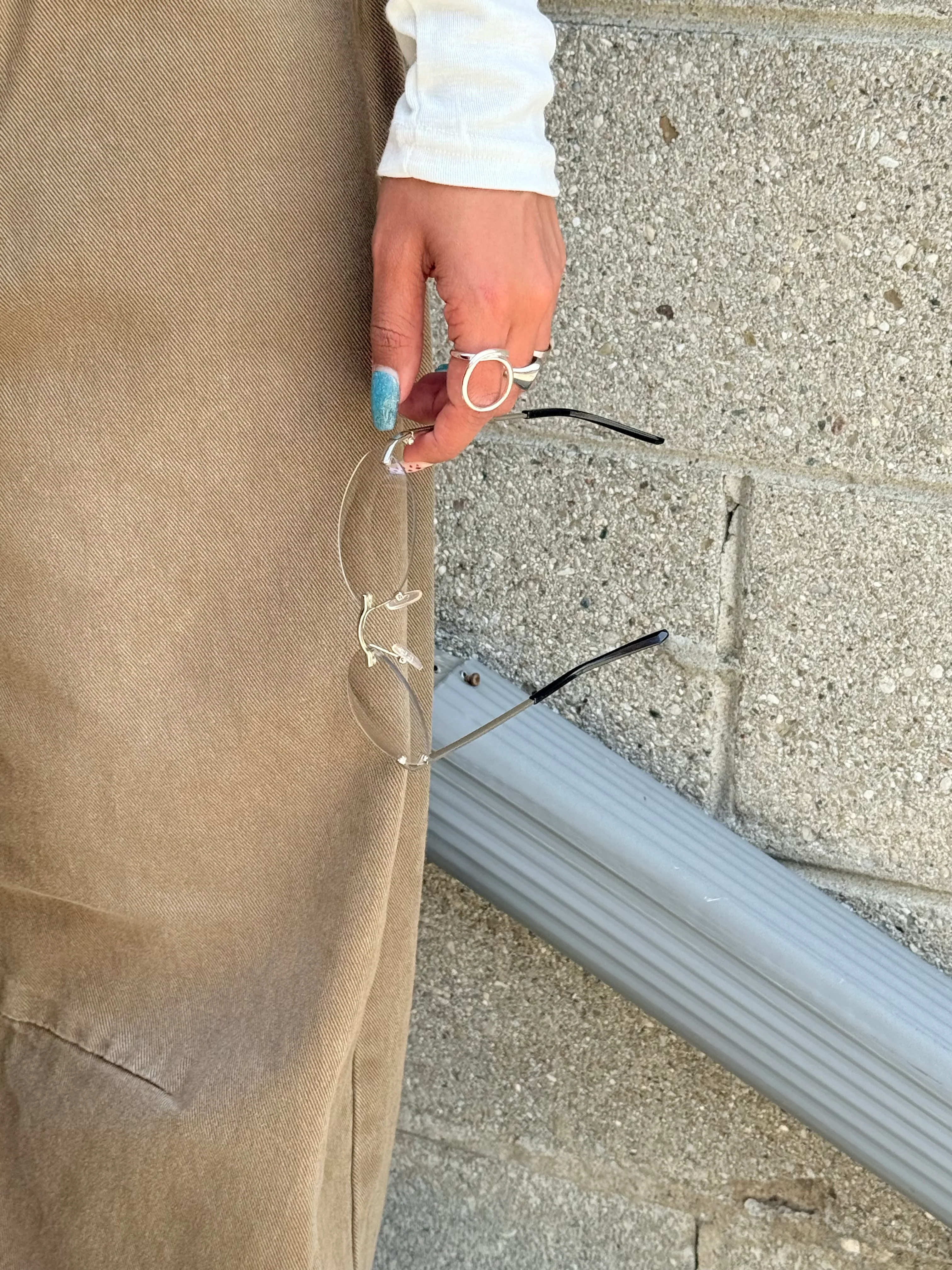 CHEW Rimless sunnies - Image 3