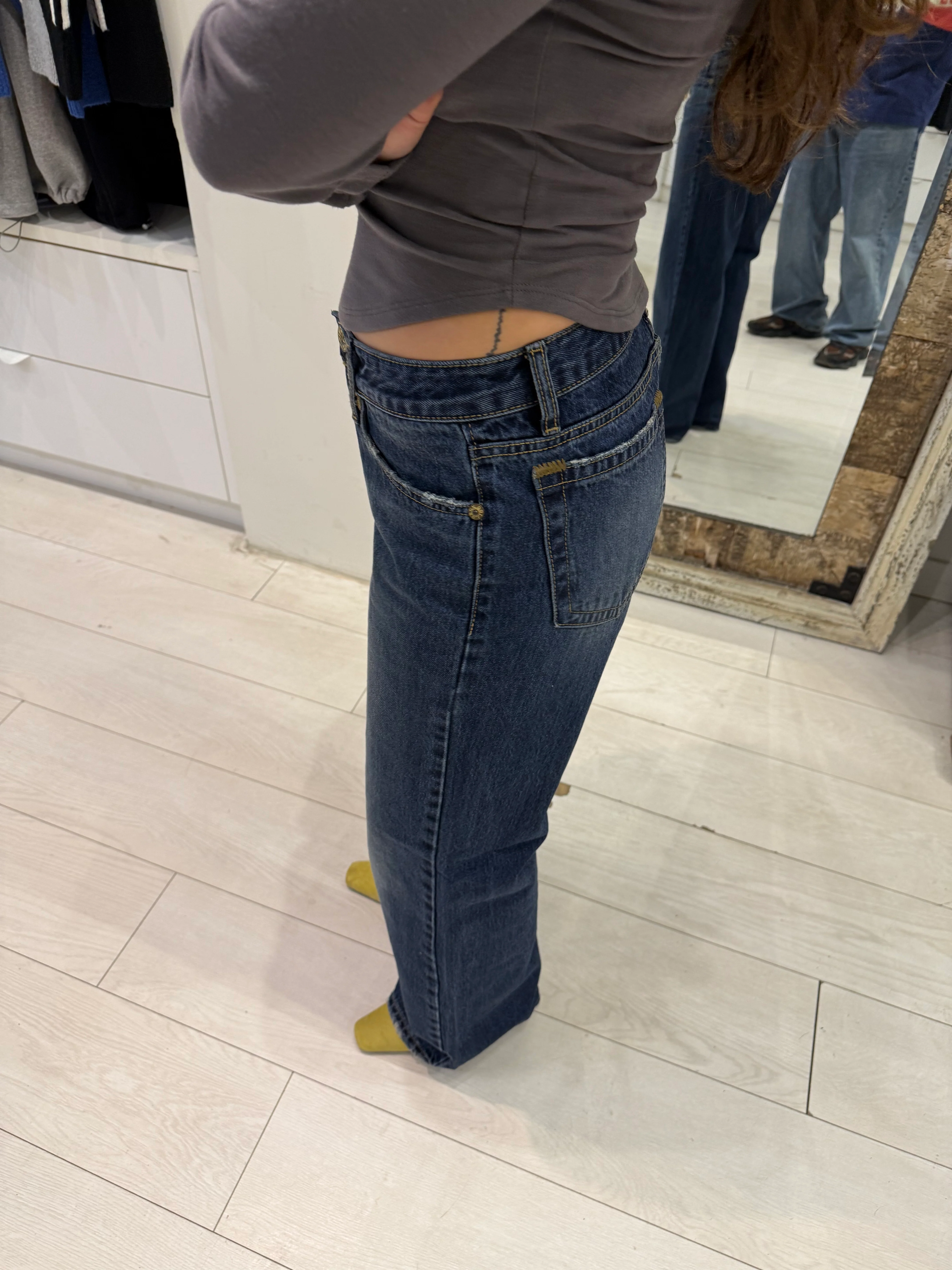CLOSER Low rise jeans - Image 17