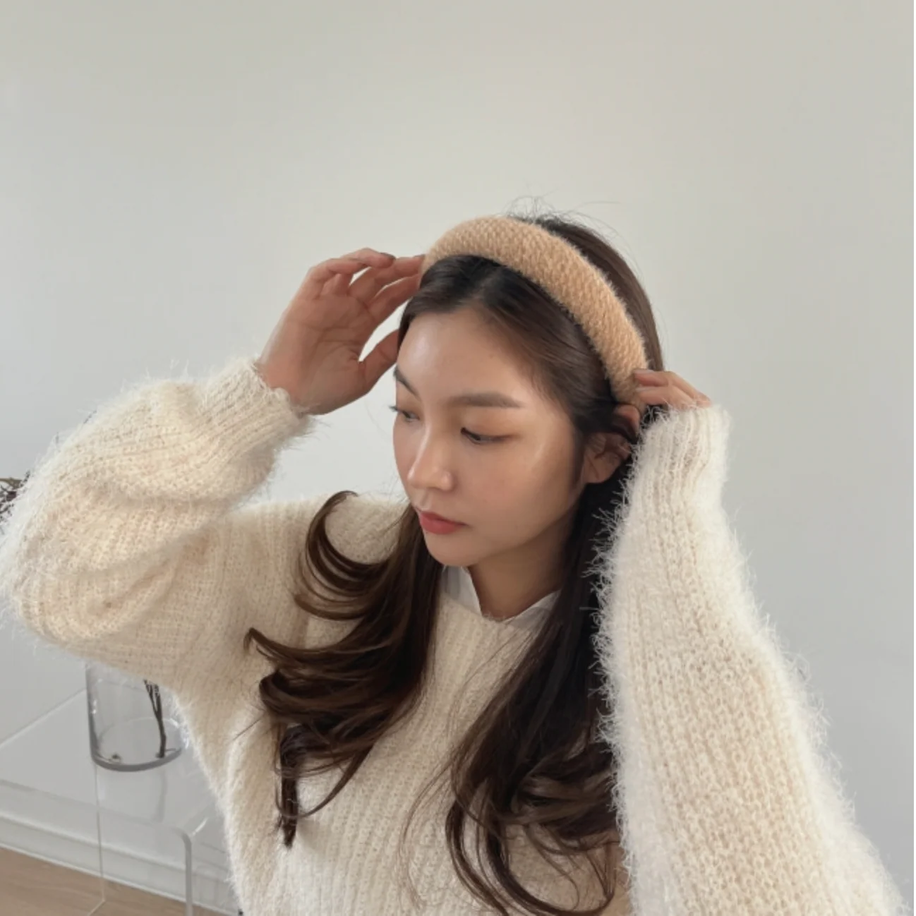EMMA Padded fuzzy headband - Image 6