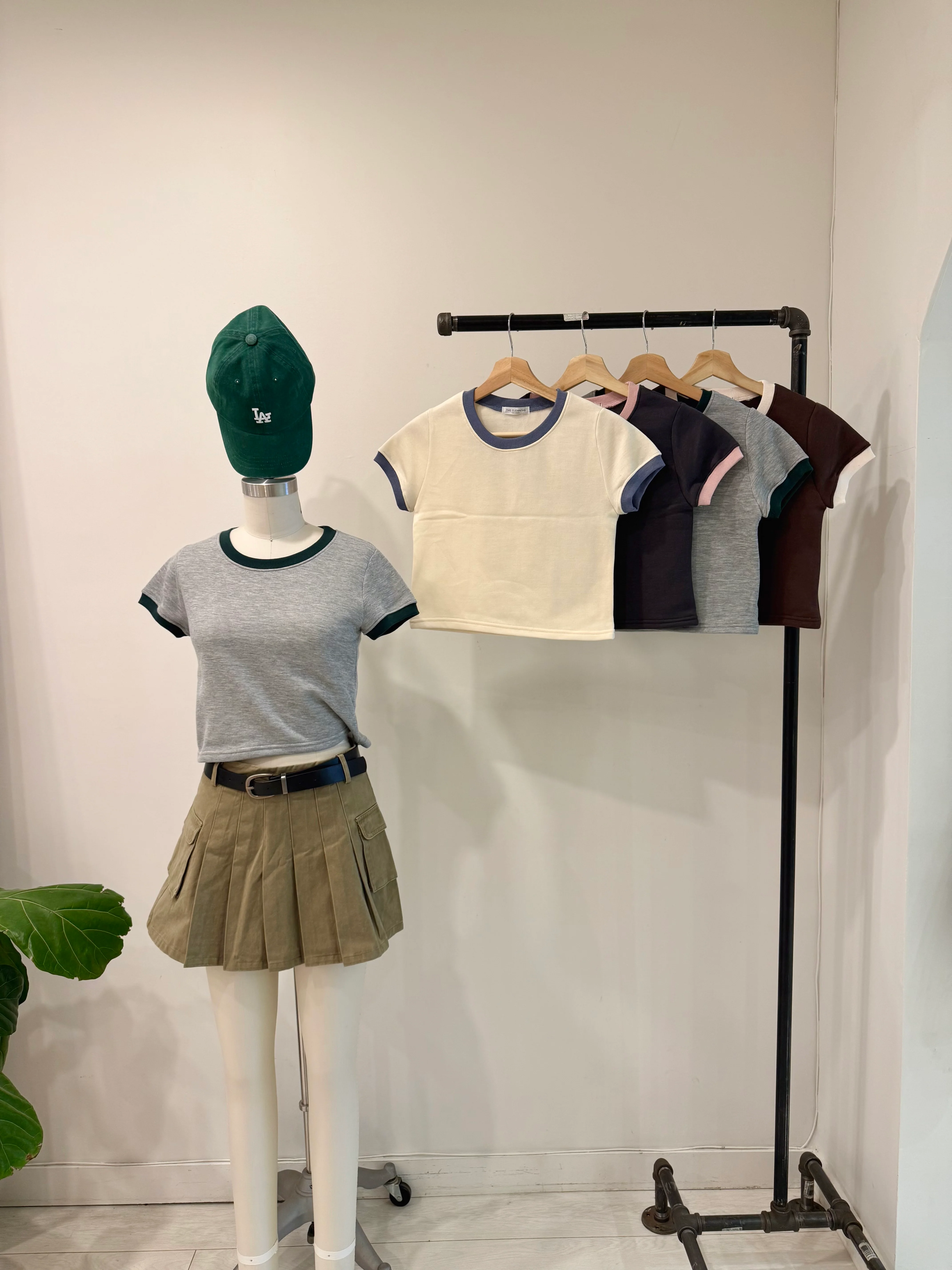 CREEN Cropped tee - Image 9
