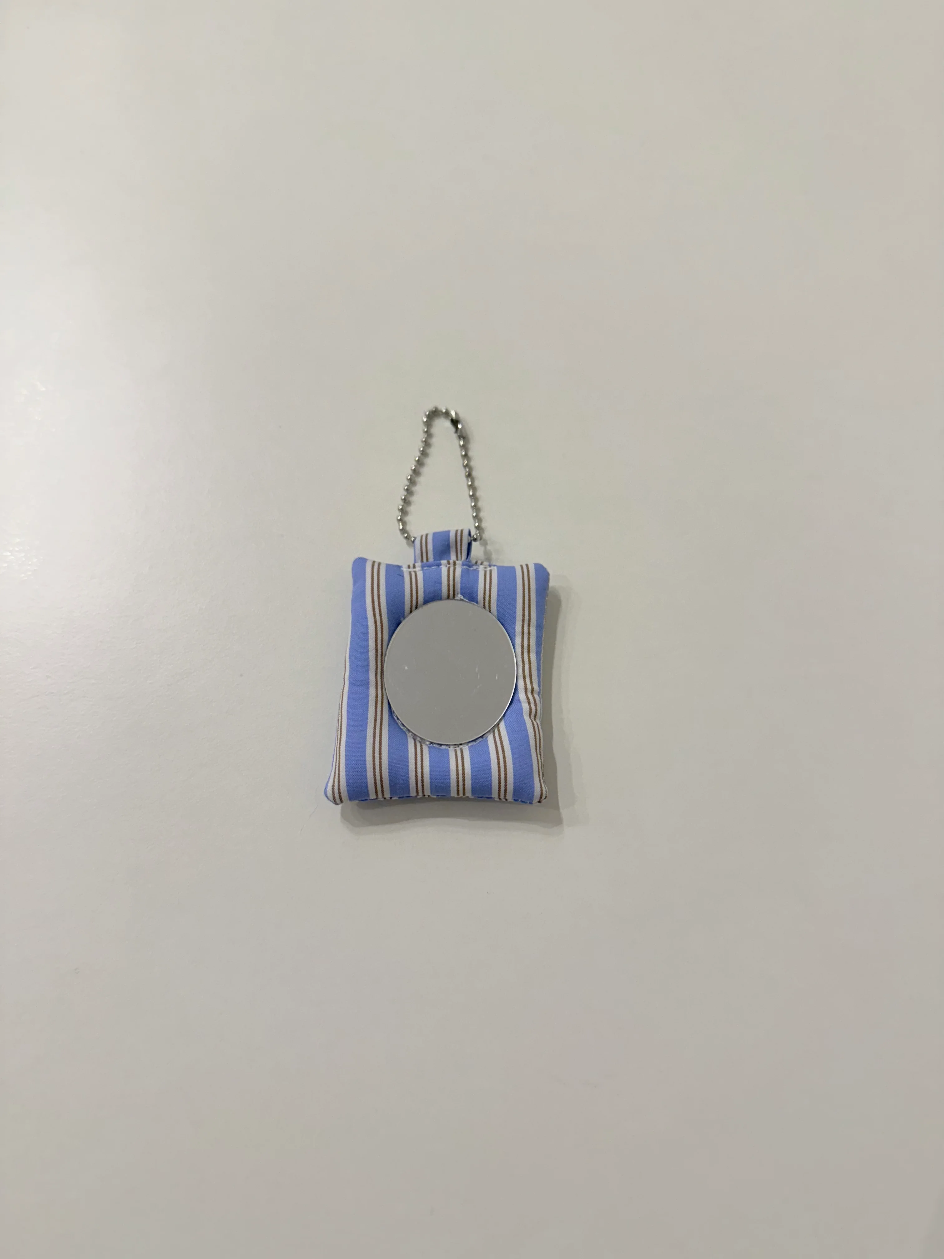CUSHION Bag charm - Image 2