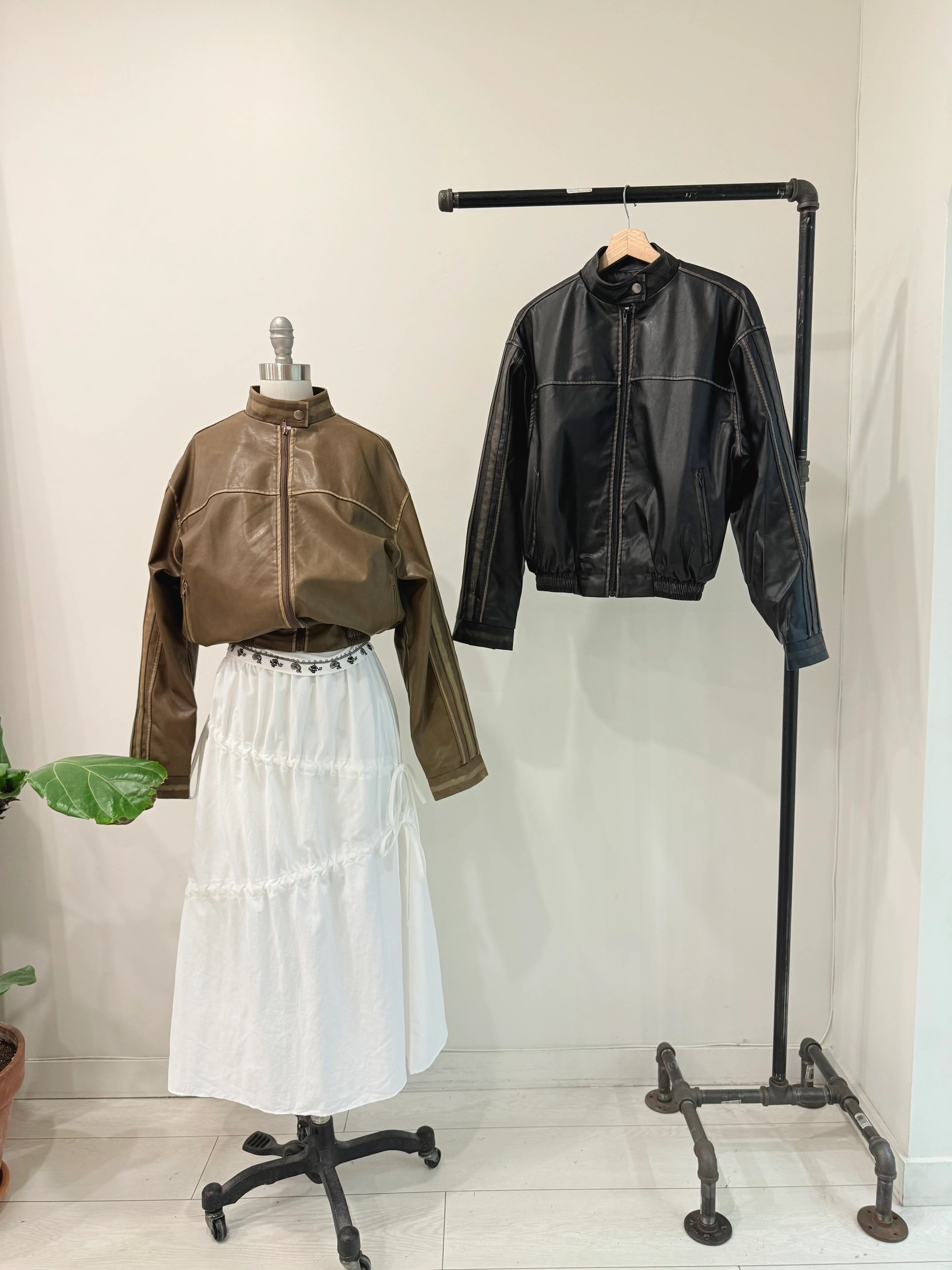 DAM Leather bomber jacket - Image 15
