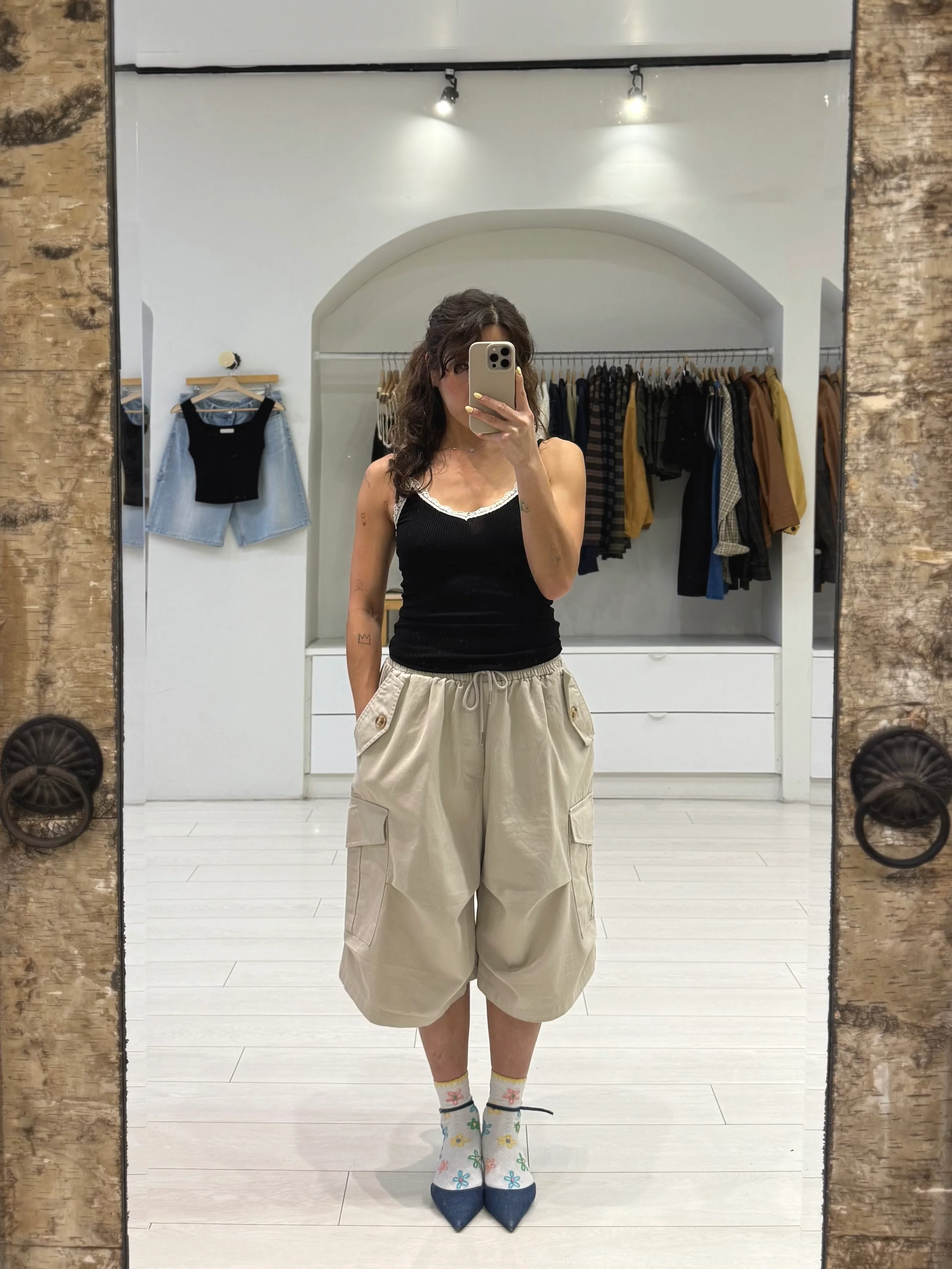 DANT Pintuck knee cargo shorts - Image 7