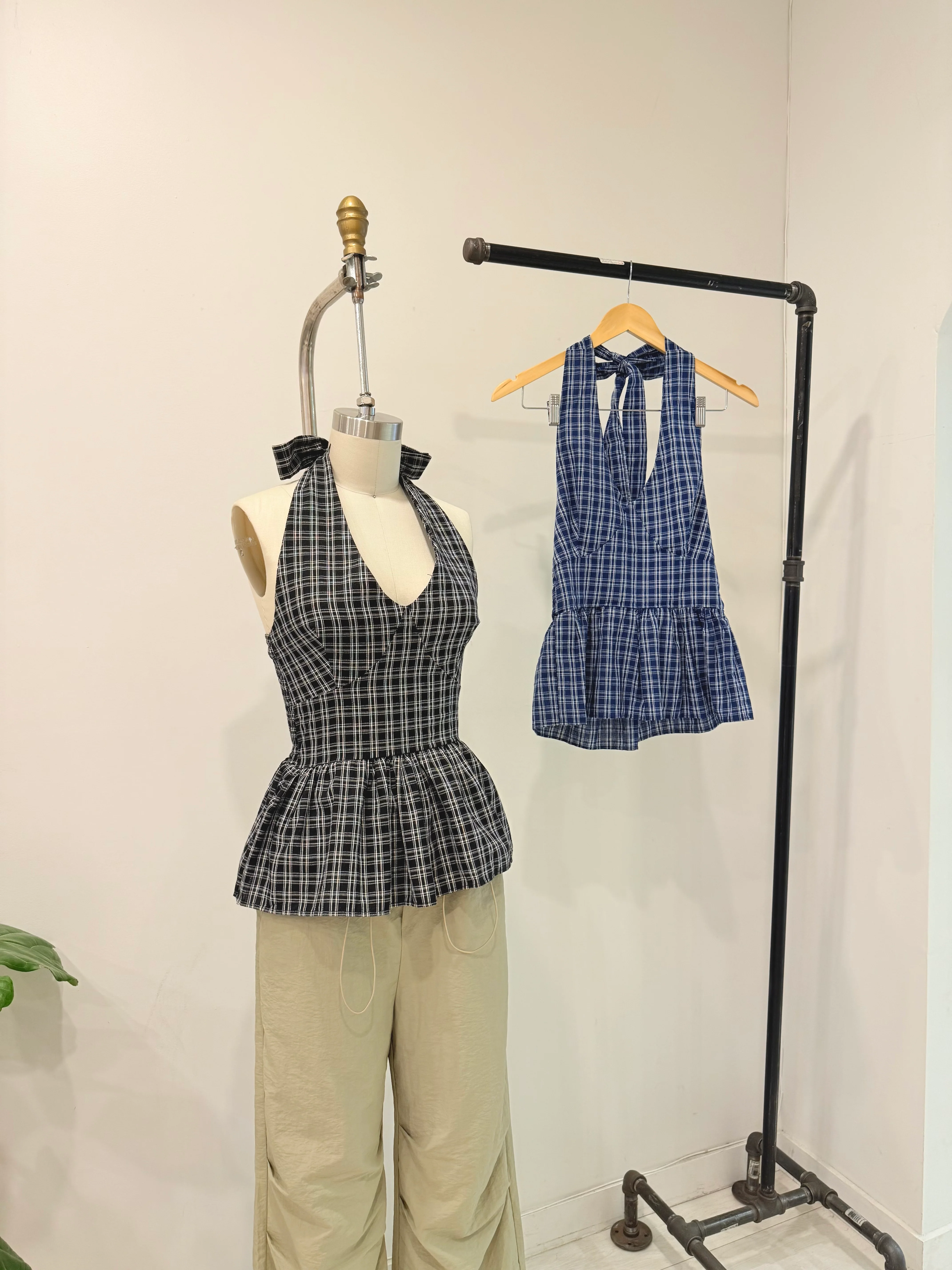ELEM Plaid halter top - Image 13
