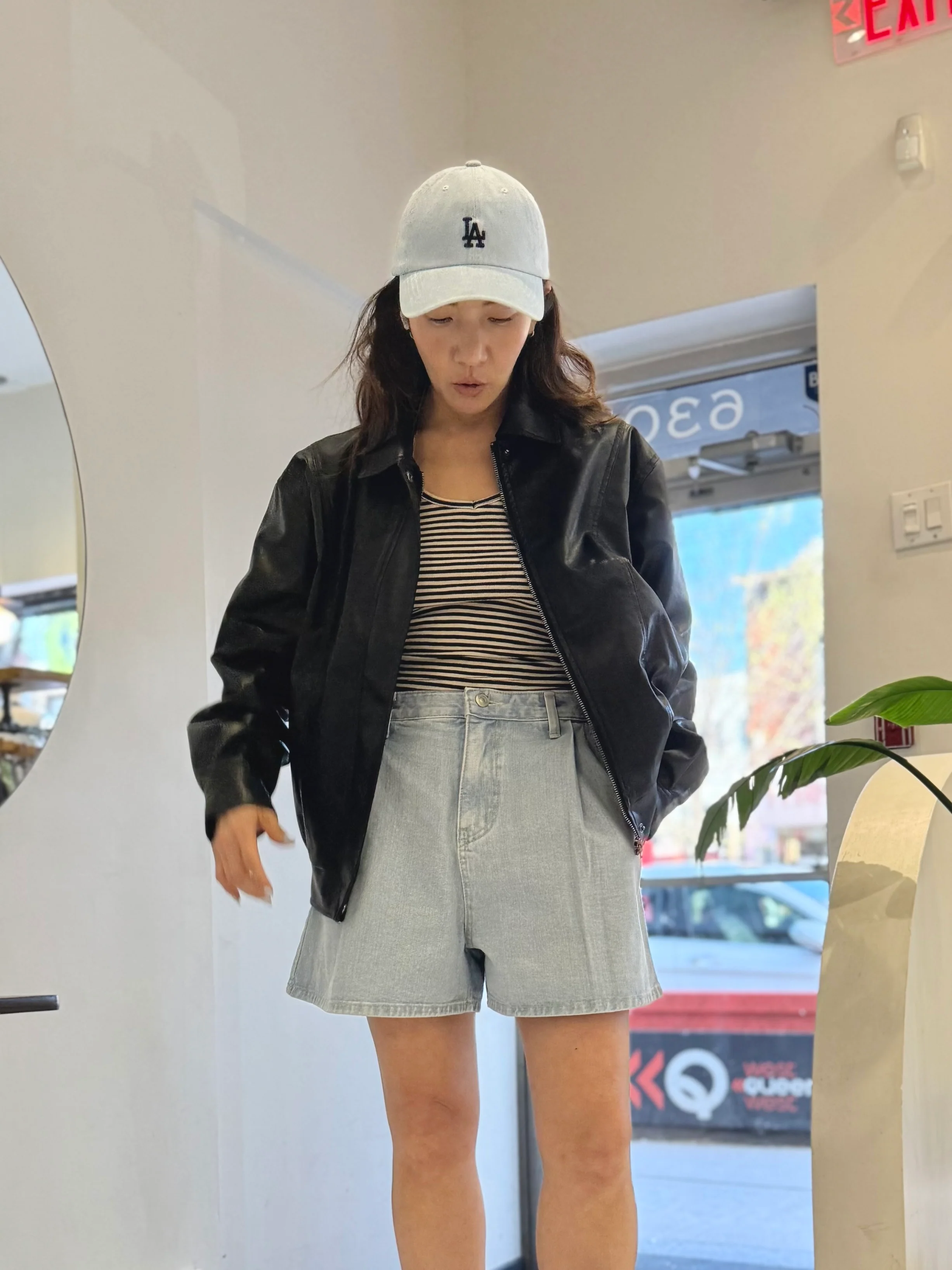 FIGA Vegan leather bomber - Image 5