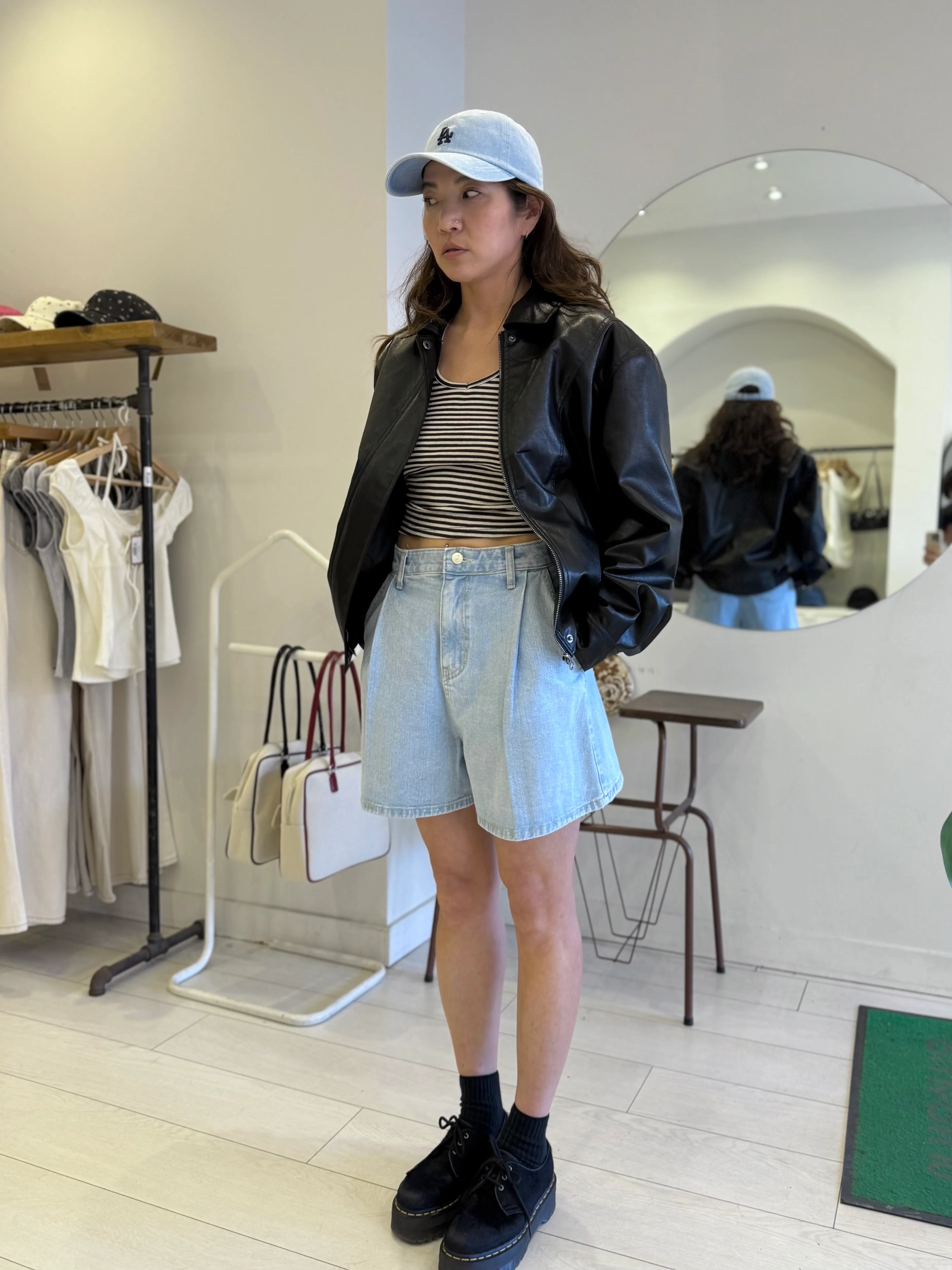 FIGA Vegan leather bomber - Image 8