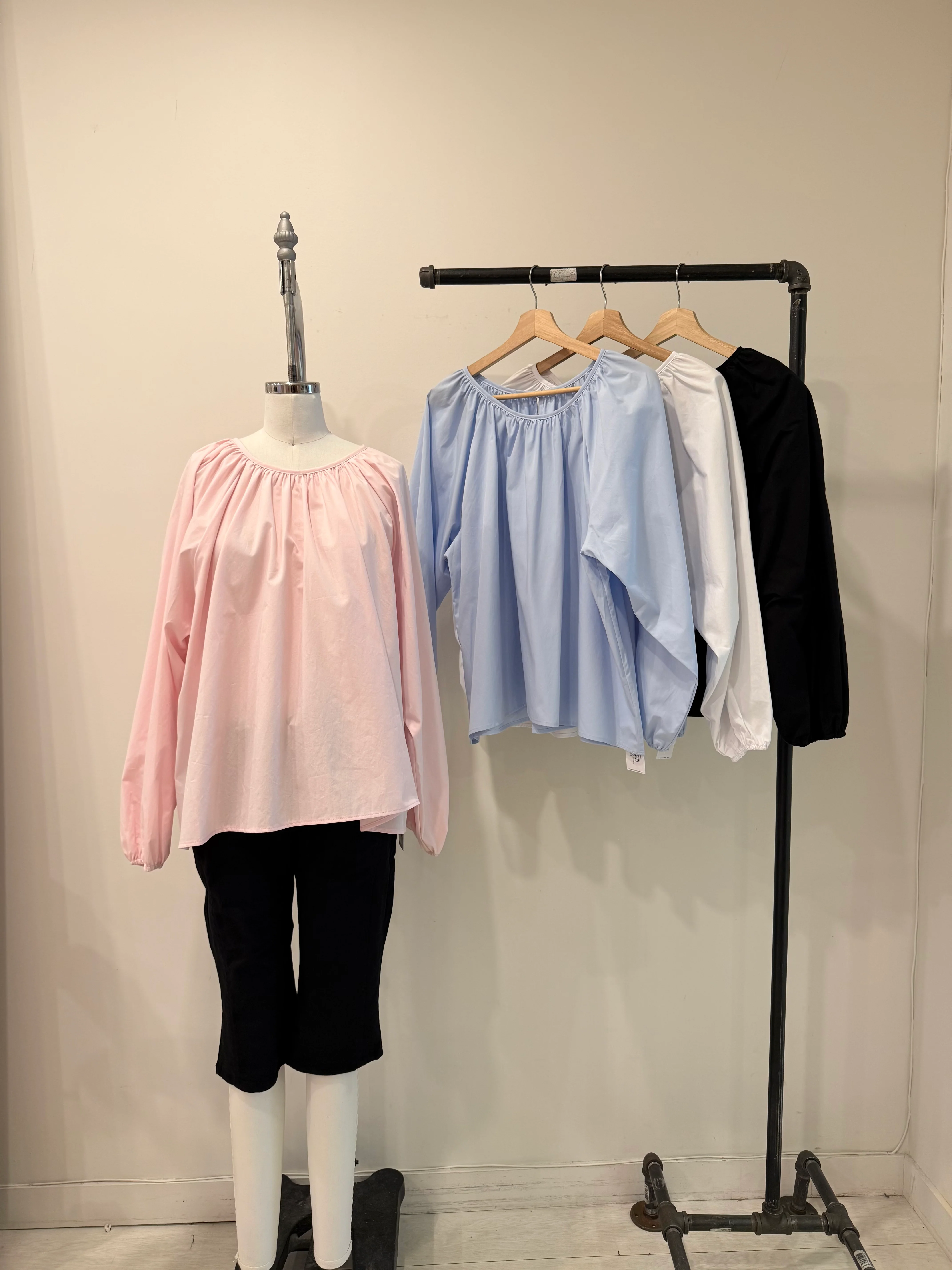 HILLS Puffy blouse - Image 16