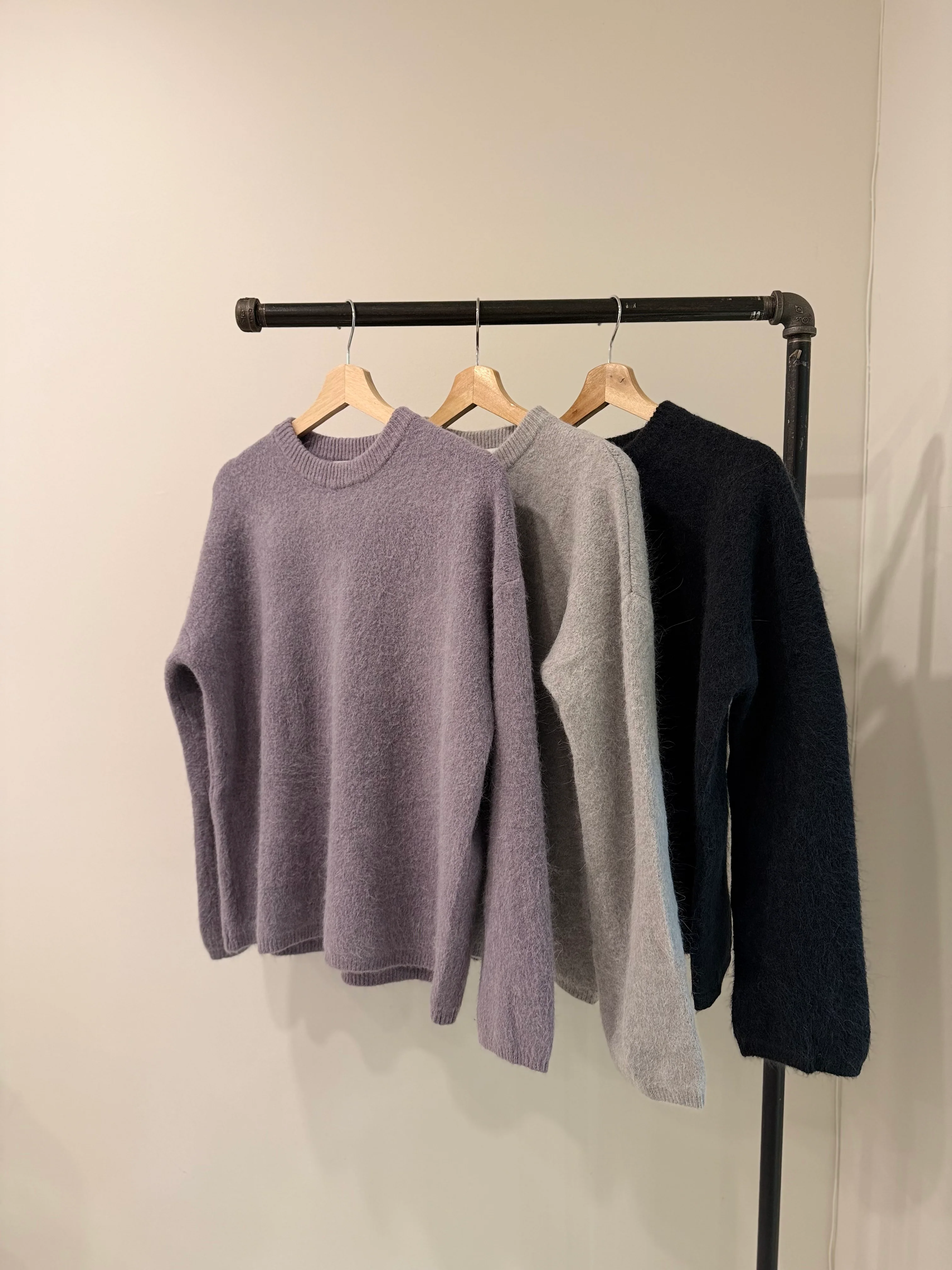 ISSUE Angora sweater - Image 14