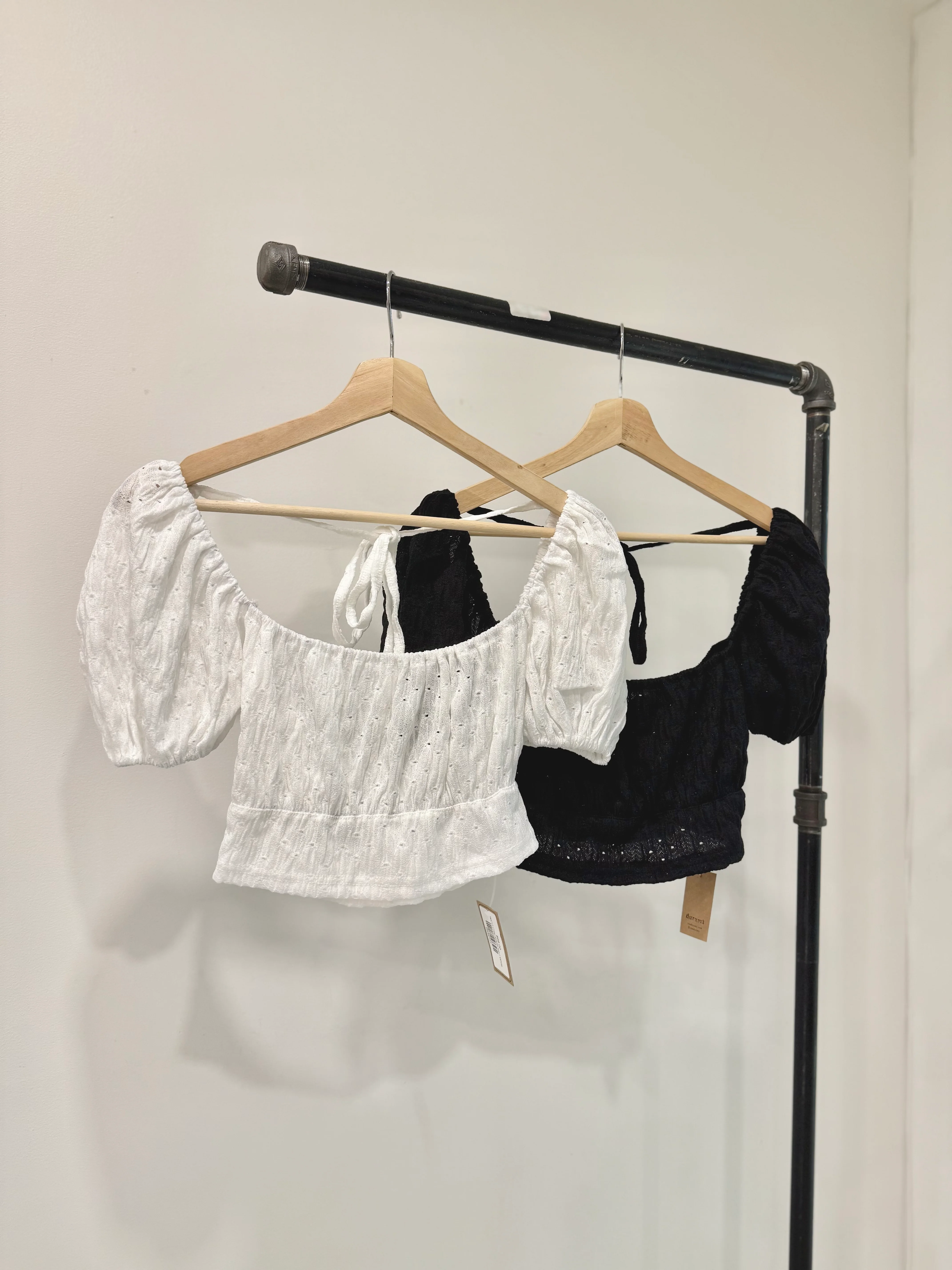 JAICO Crop eyelet top - Image 4