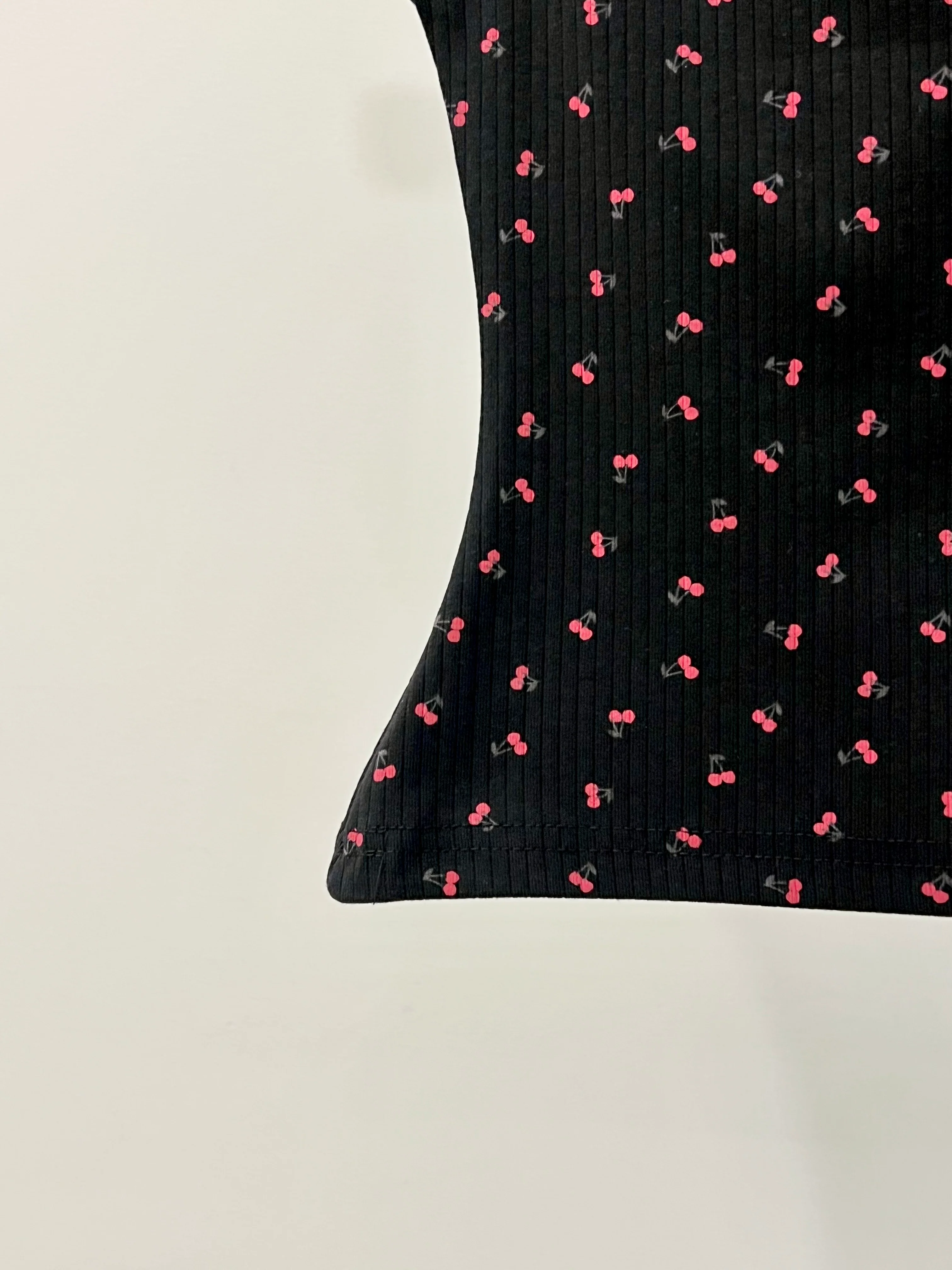 JOA Cherry top - Image 14