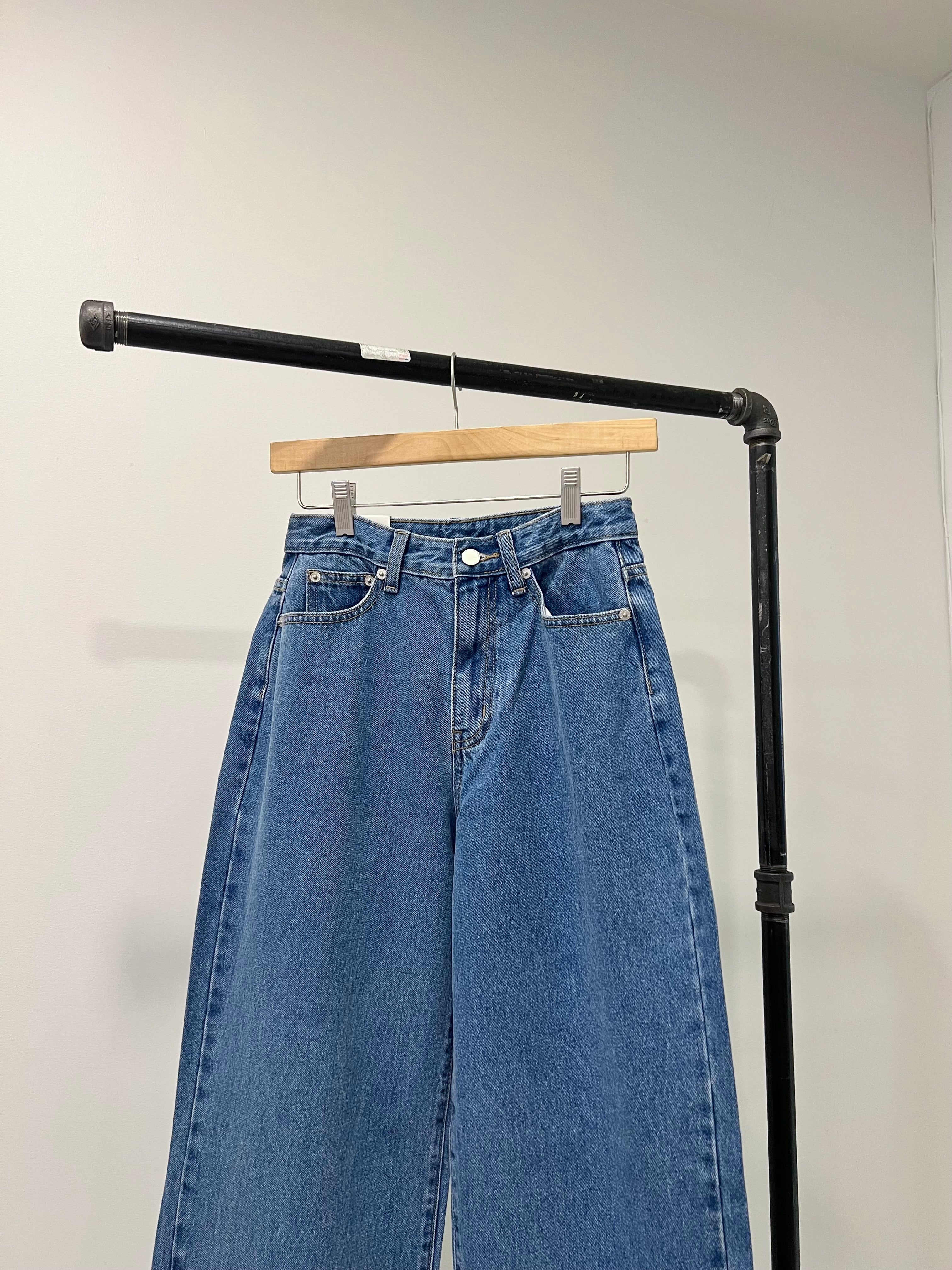 JUJU Straight leg jeans - Image 6