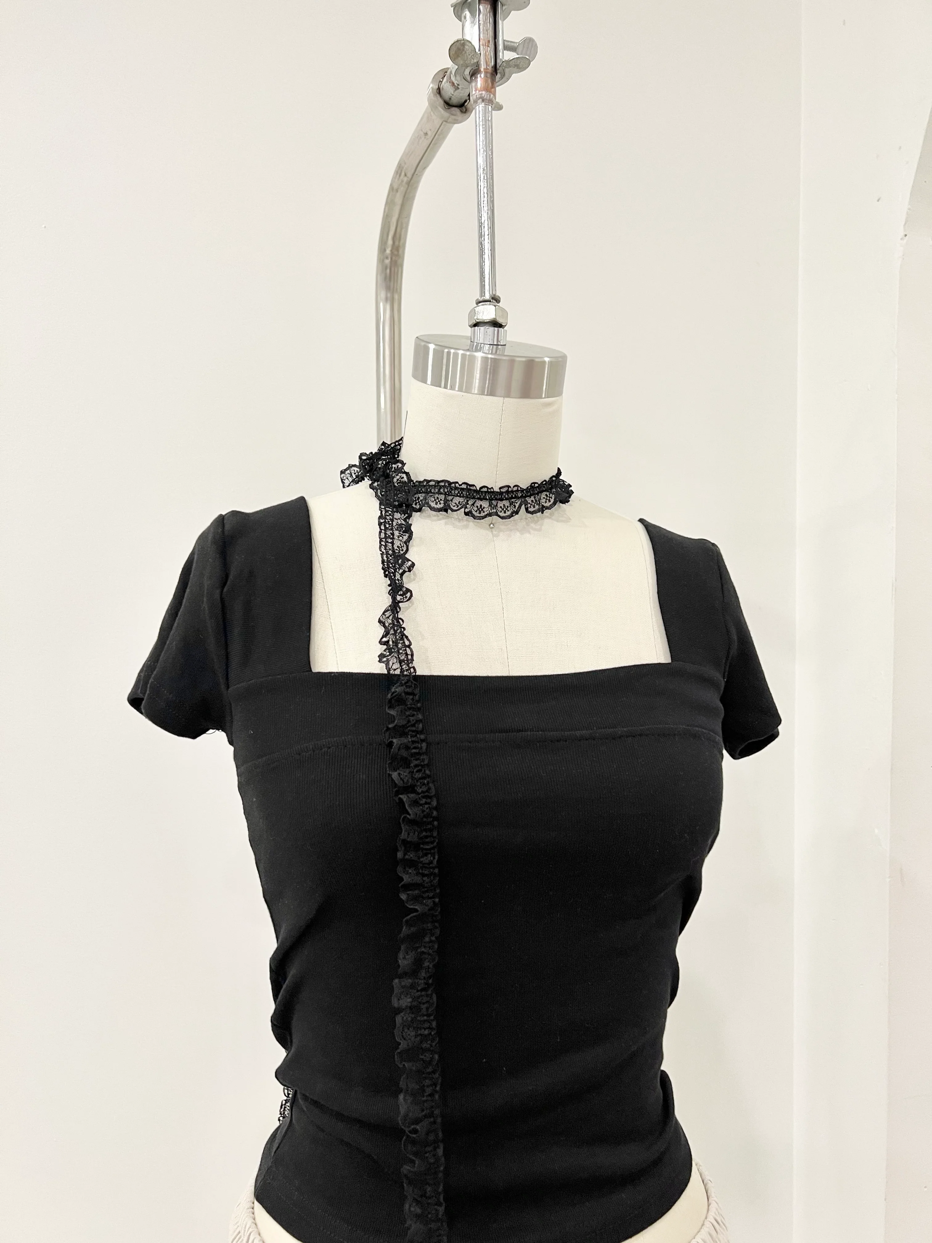 KATHY Lacy tie choker - Image 5