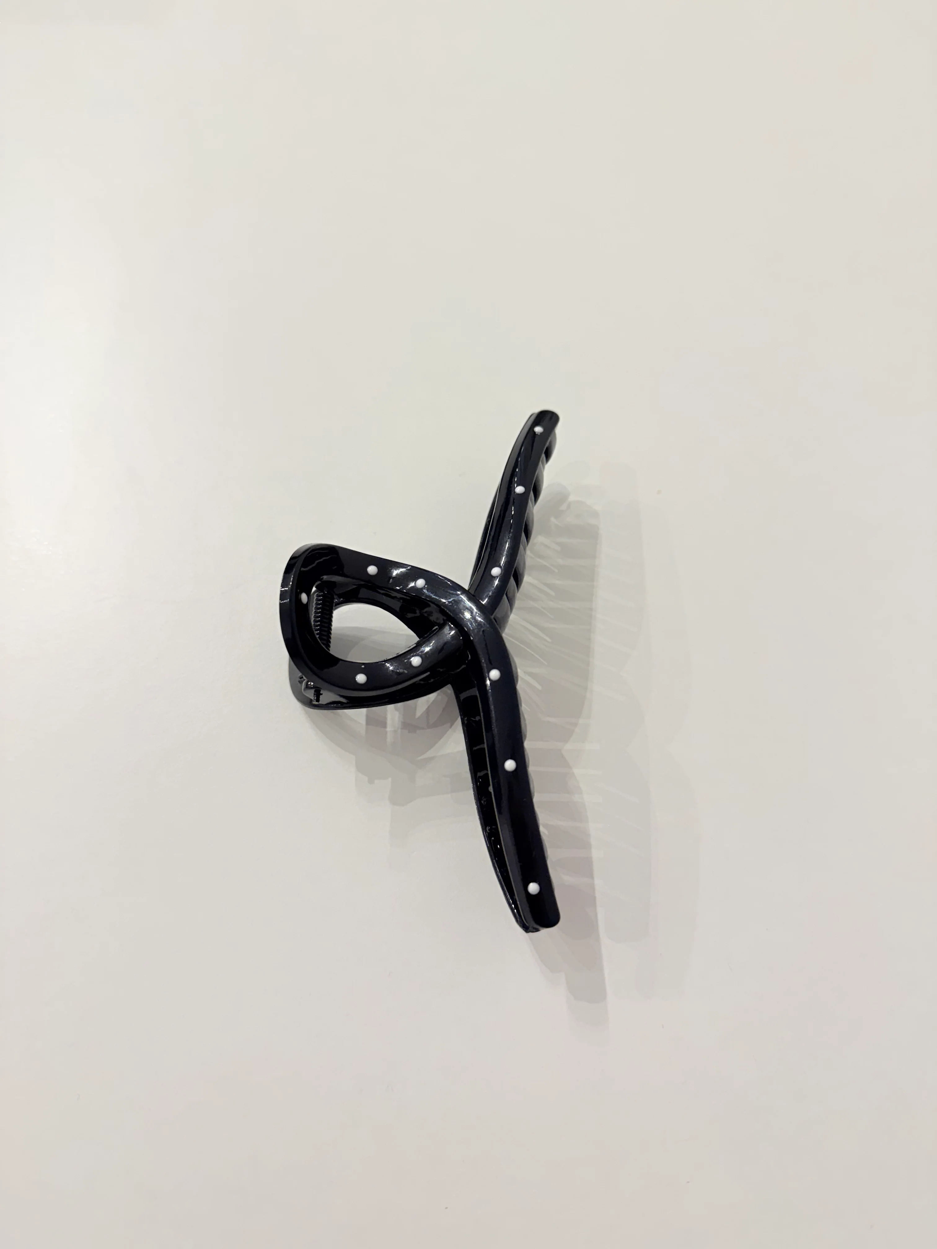 LEELA Polkadot hair claw - Image 5