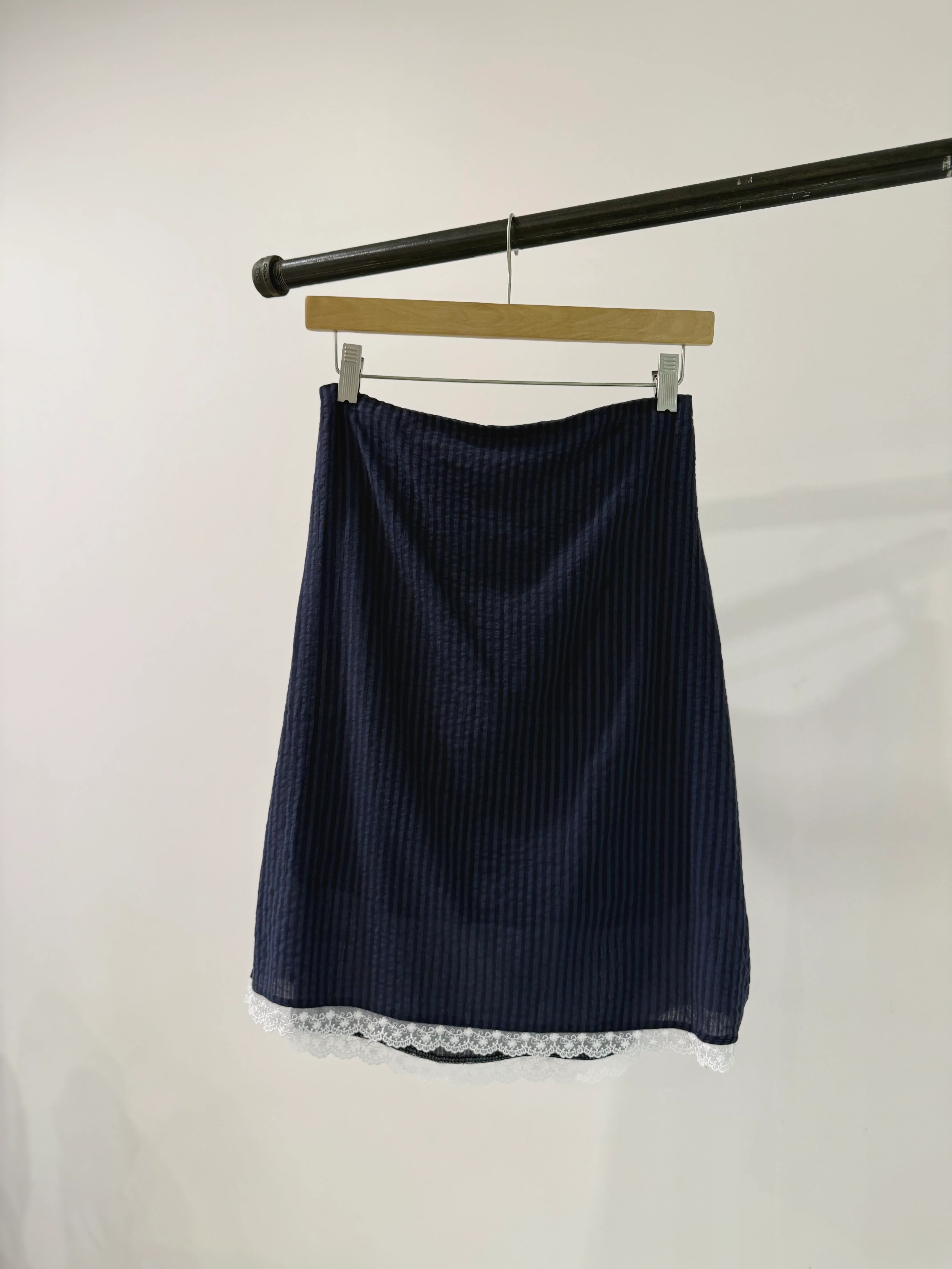 LINGO Lace skirt - Image 23