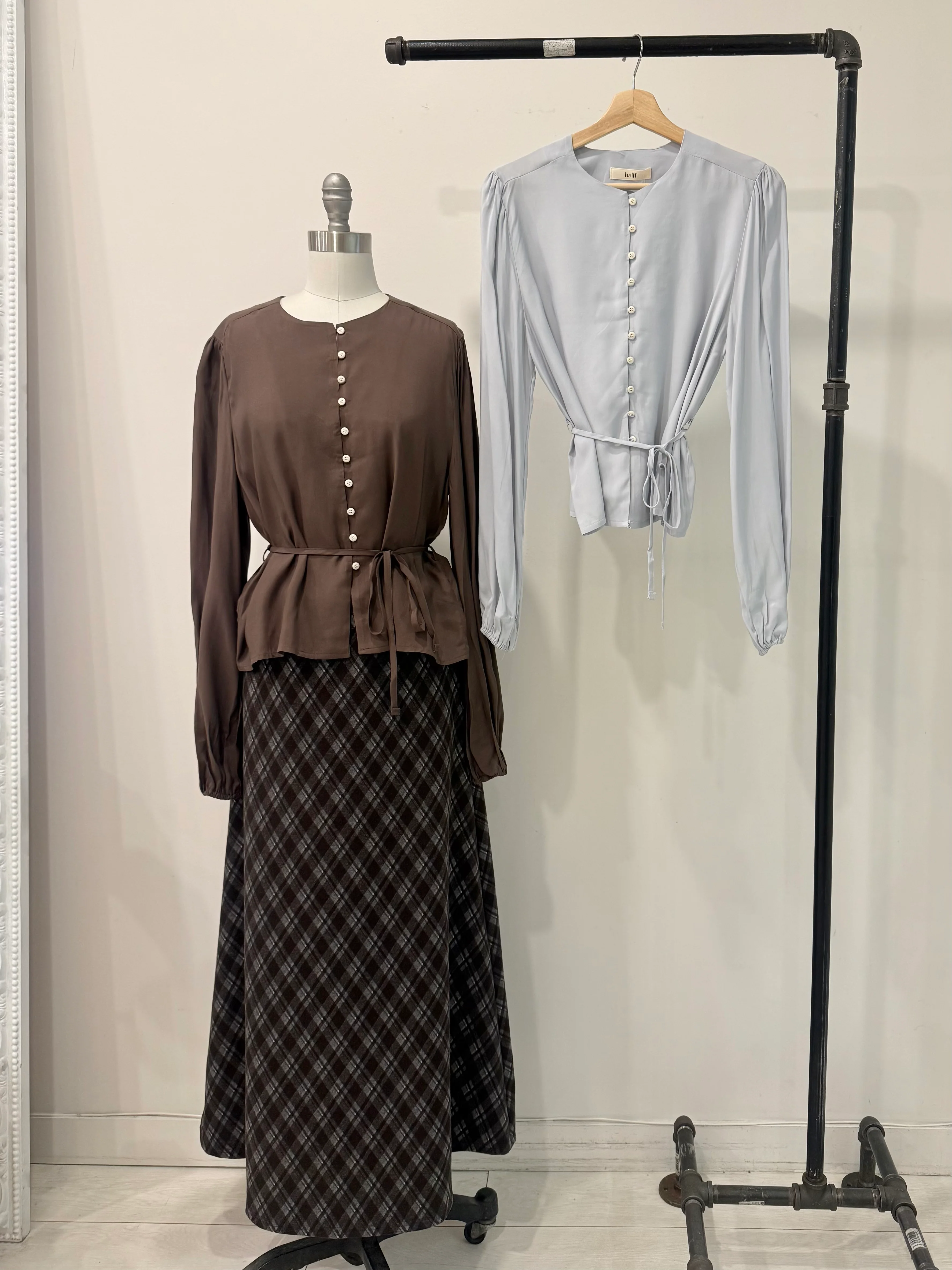 LUVA Button-up blouse - Image 16