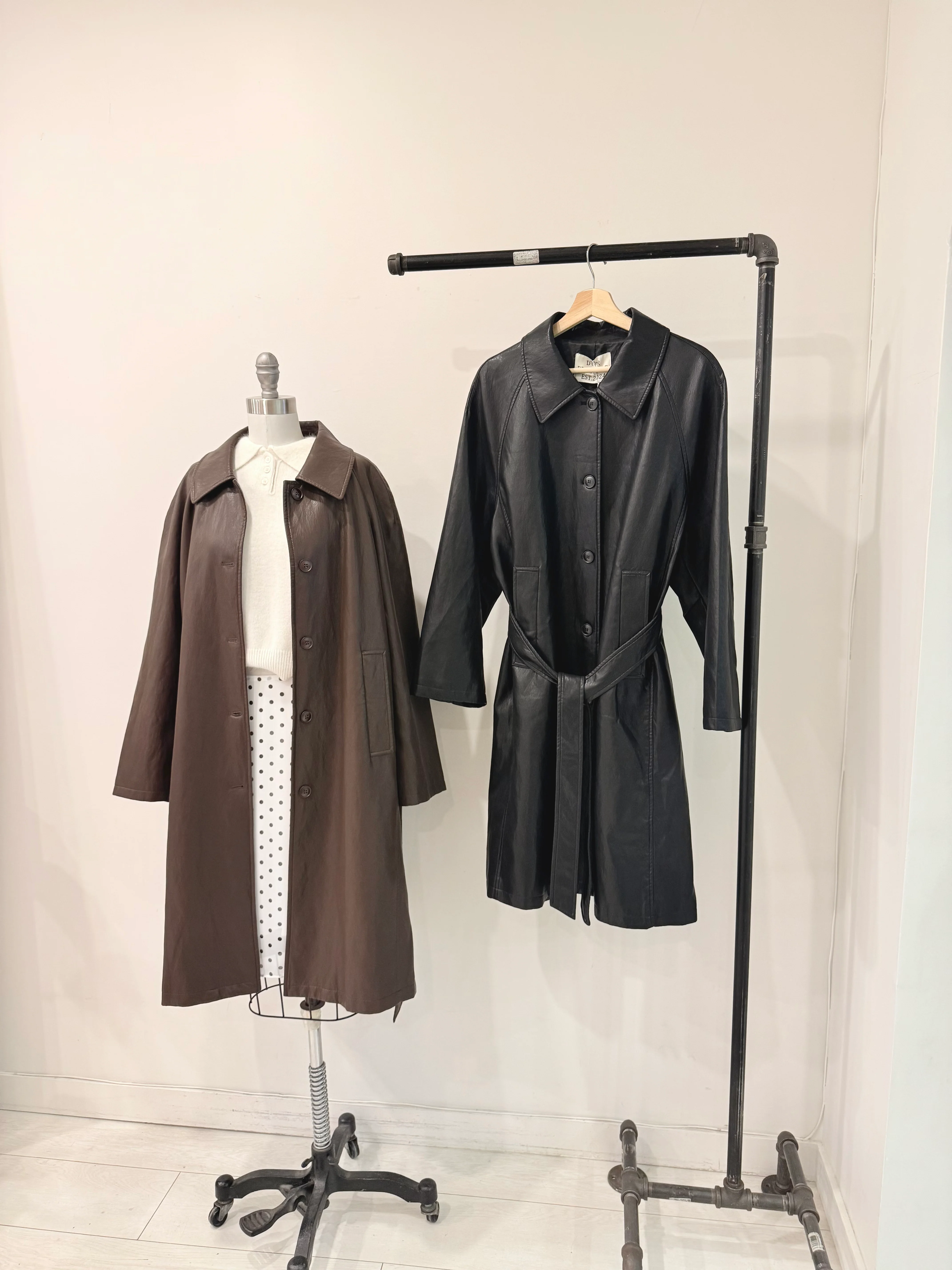 MAYBE Vegan leather coat - Image 8