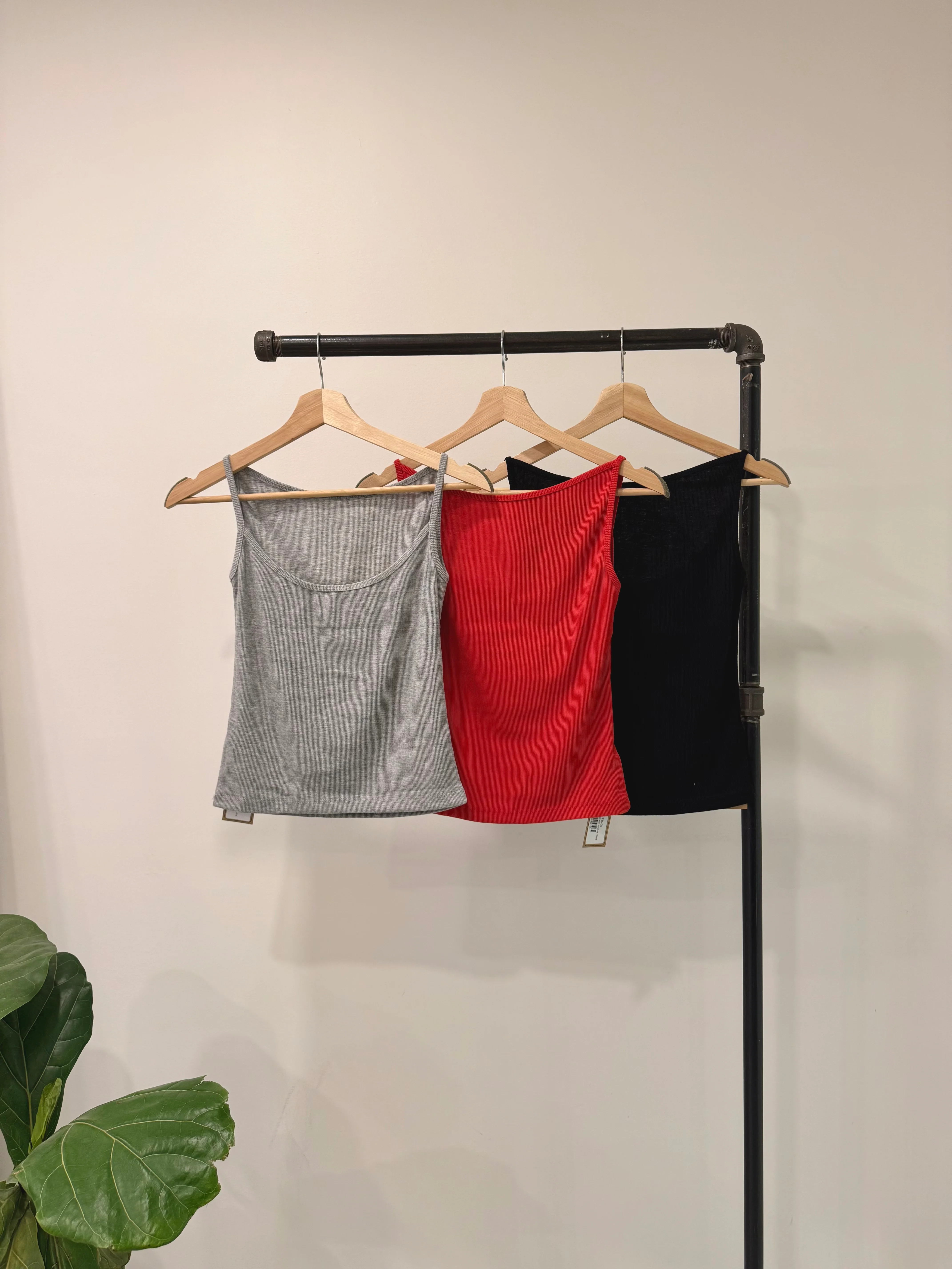 NARIA Boatneck tanktop - Image 2