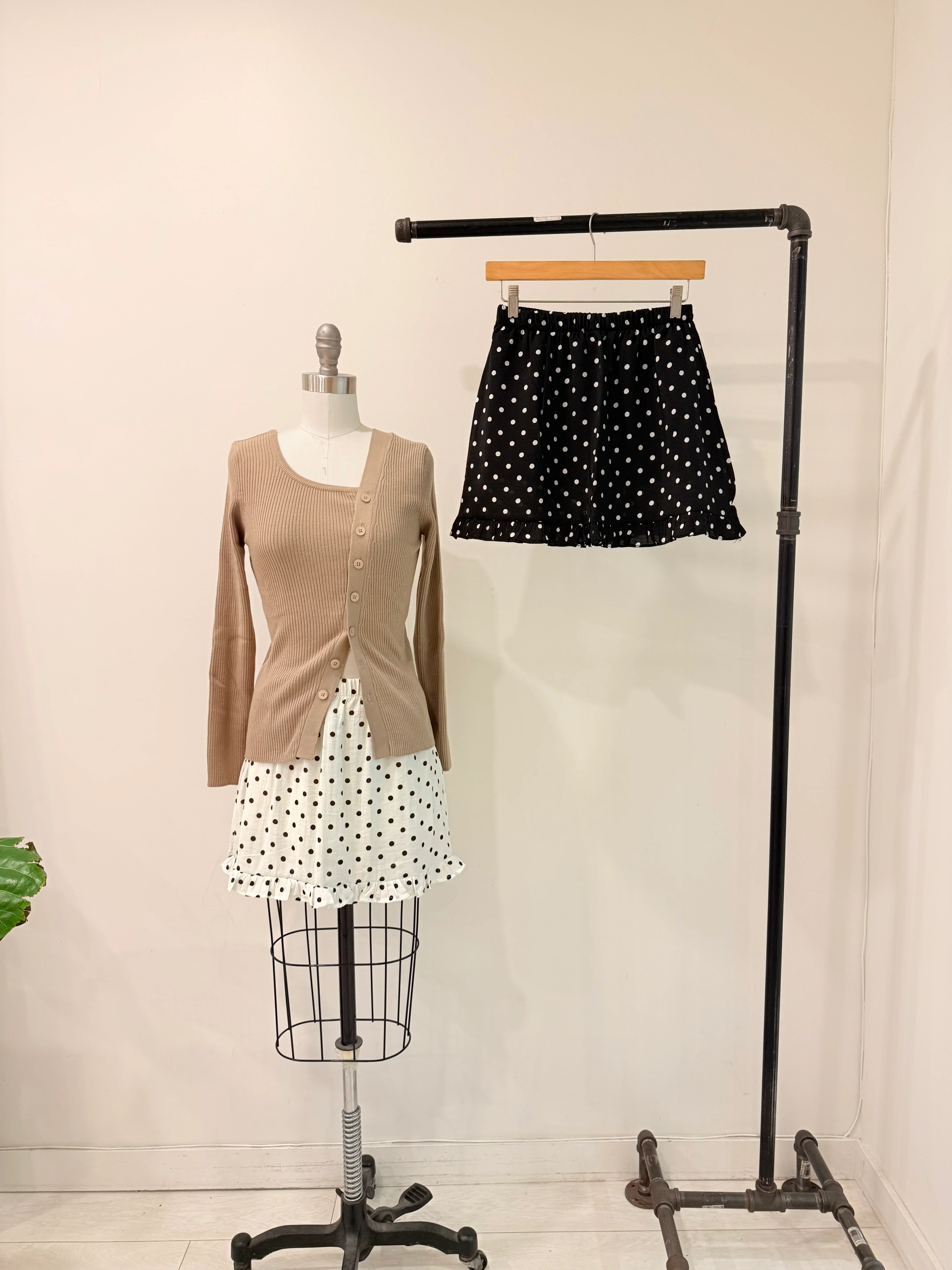 NELLA Polkadot mini skirt