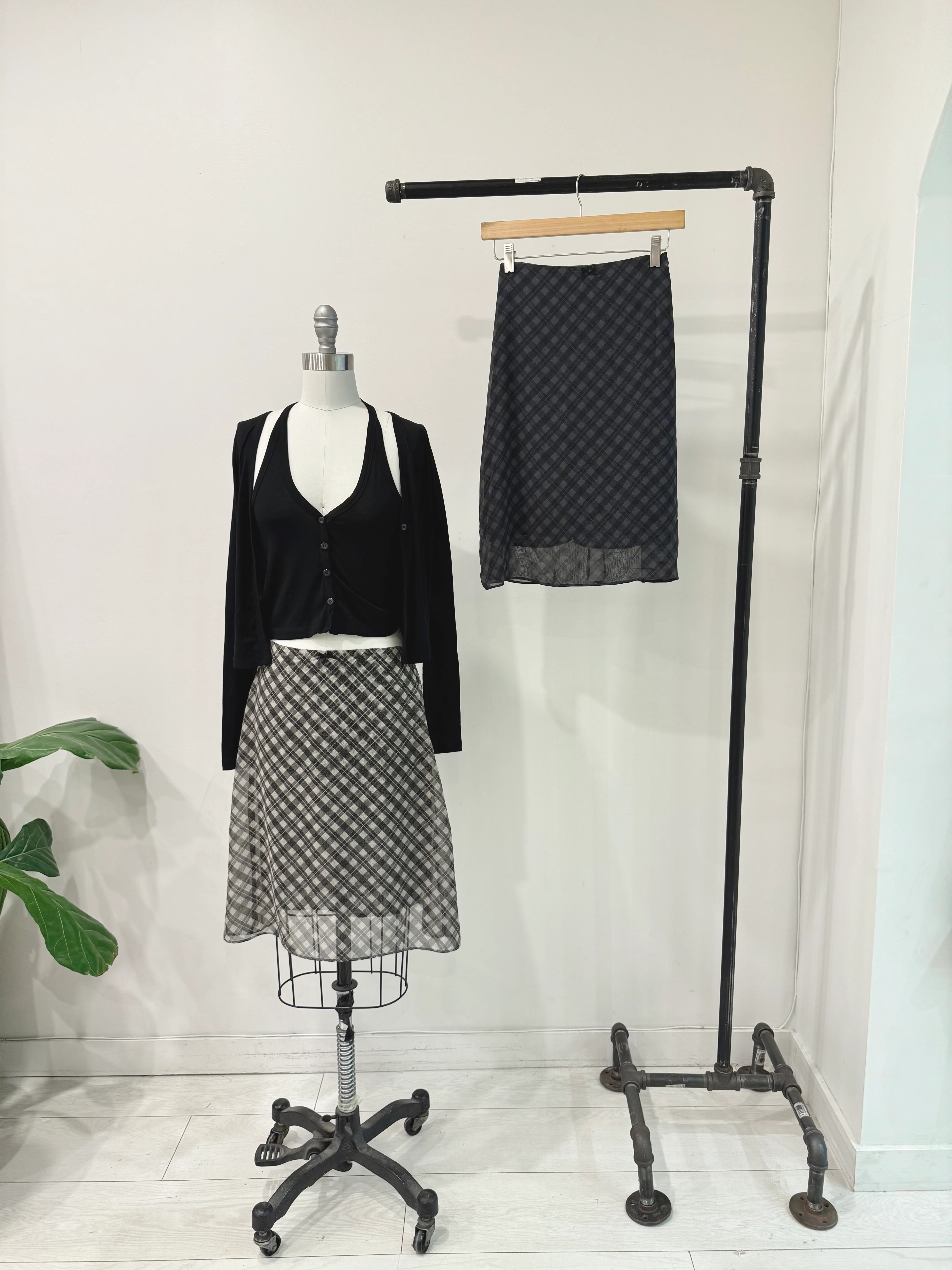 NOOR Plaid midi skirt - Image 8
