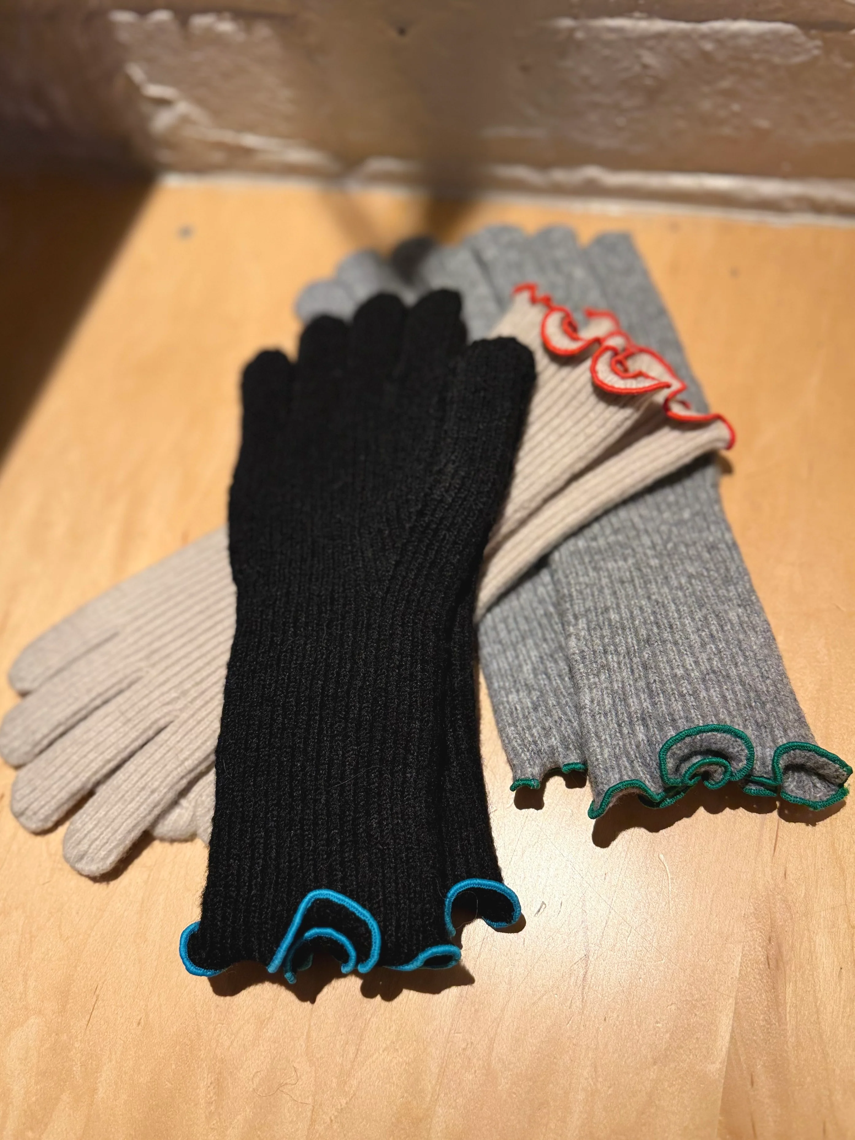 OVER Lettuce hem gloves - Image 5
