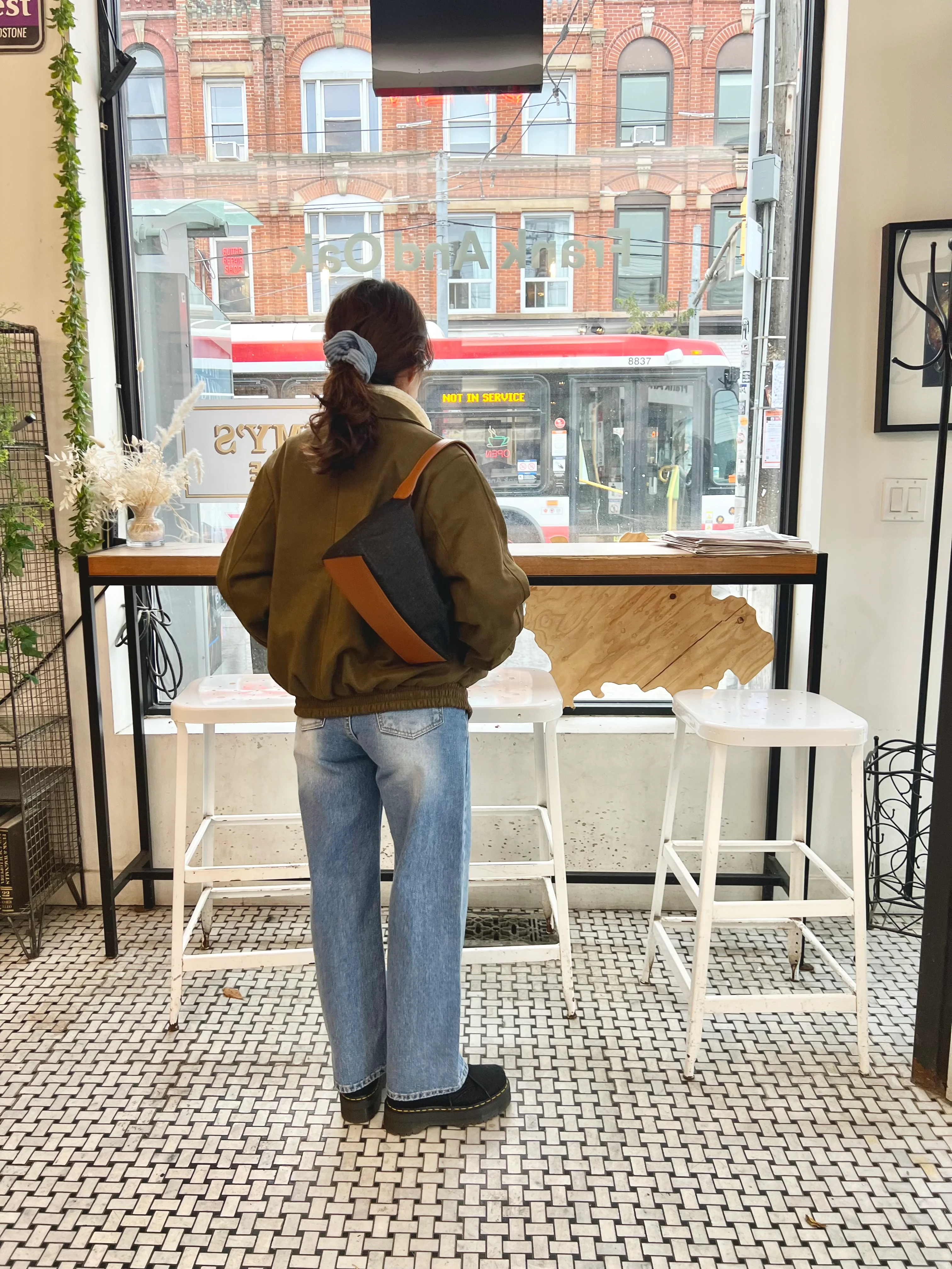 PAYO Suede bomber jacket - Image 16