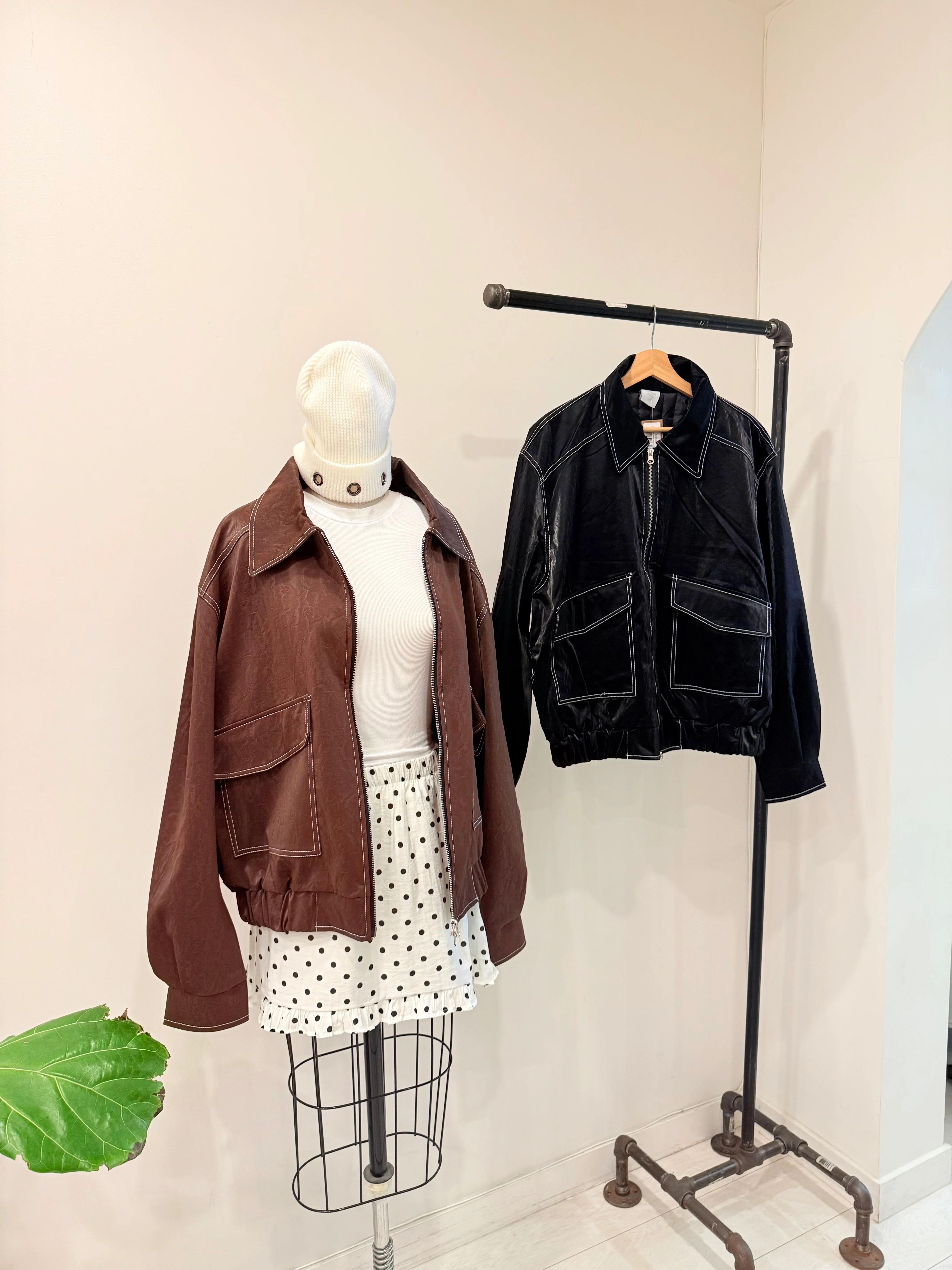 PINT Faux leather bomber - Image 12