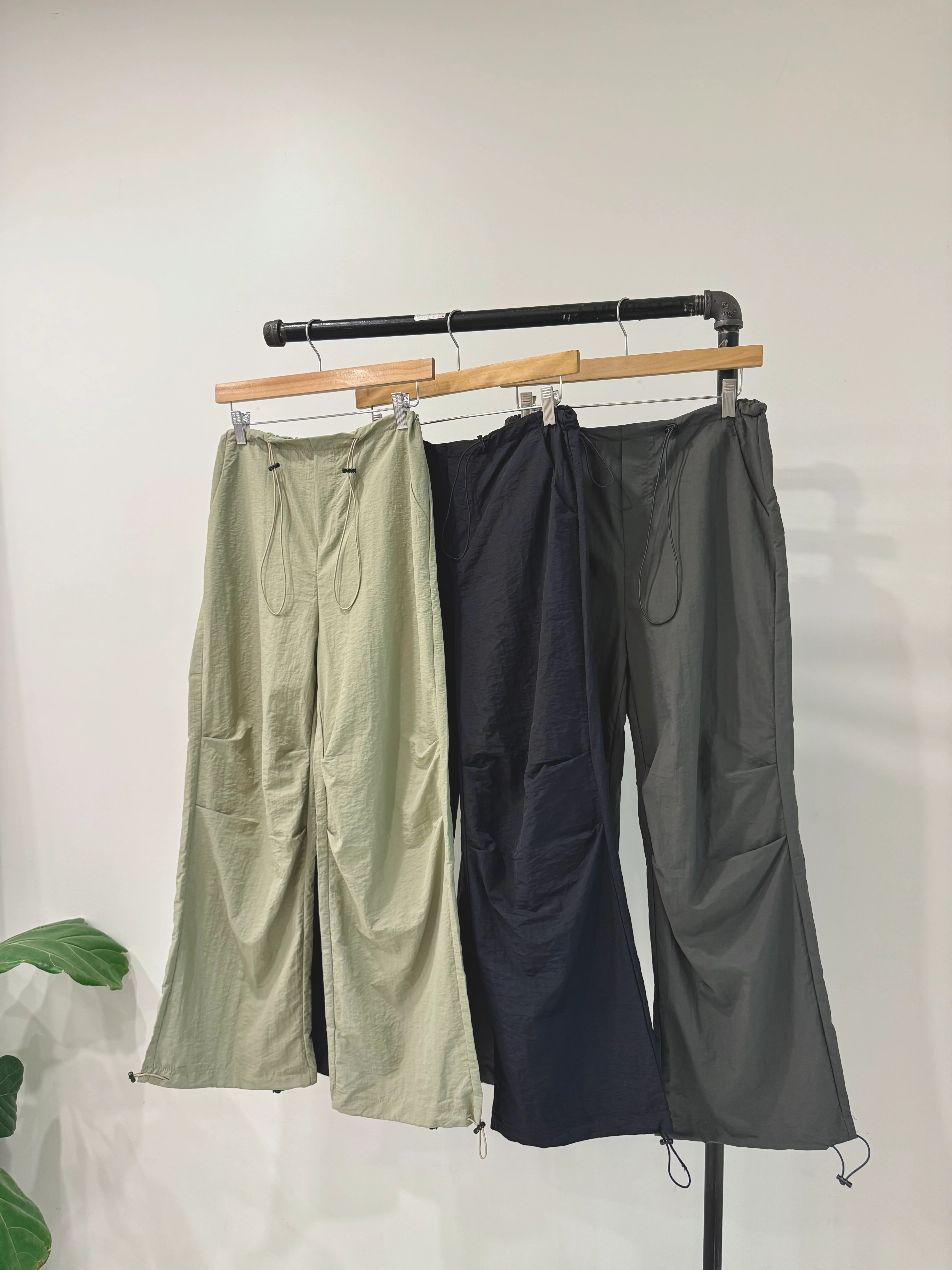 PIPER Parachute pants - Image 18