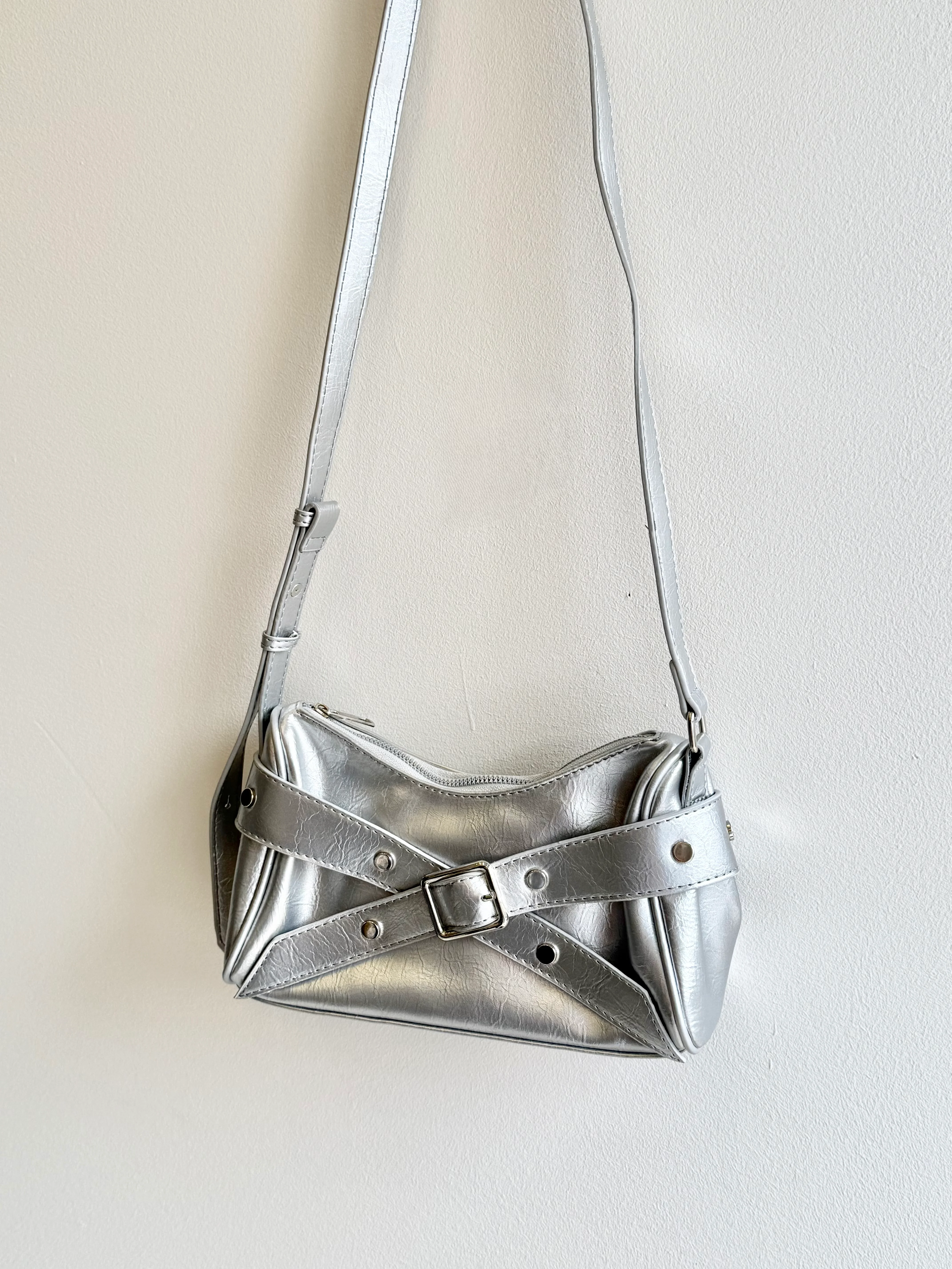 PLUS Silver belted purse - Image 5