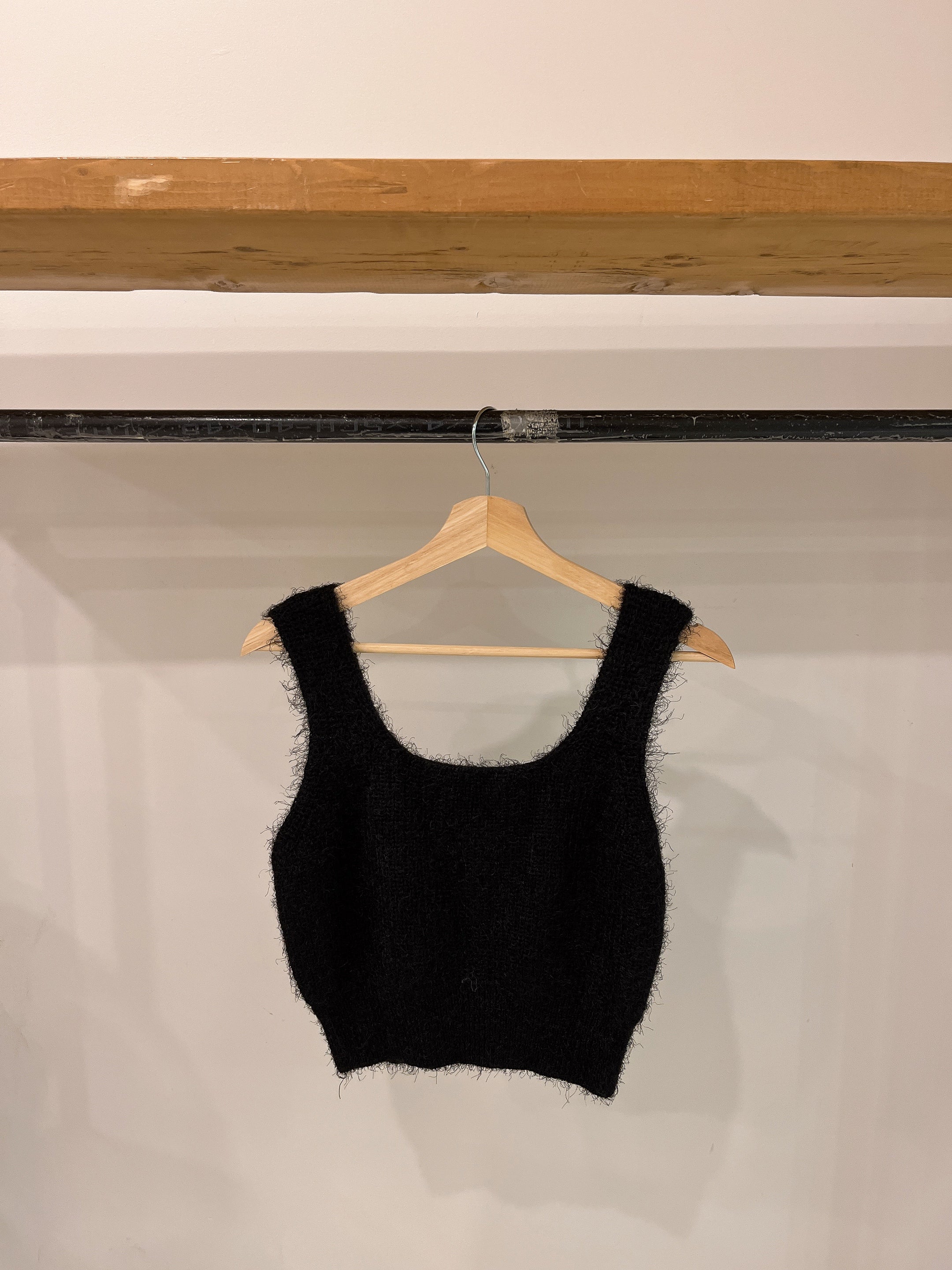 PREAM Fuzzy tanktop - Image 10