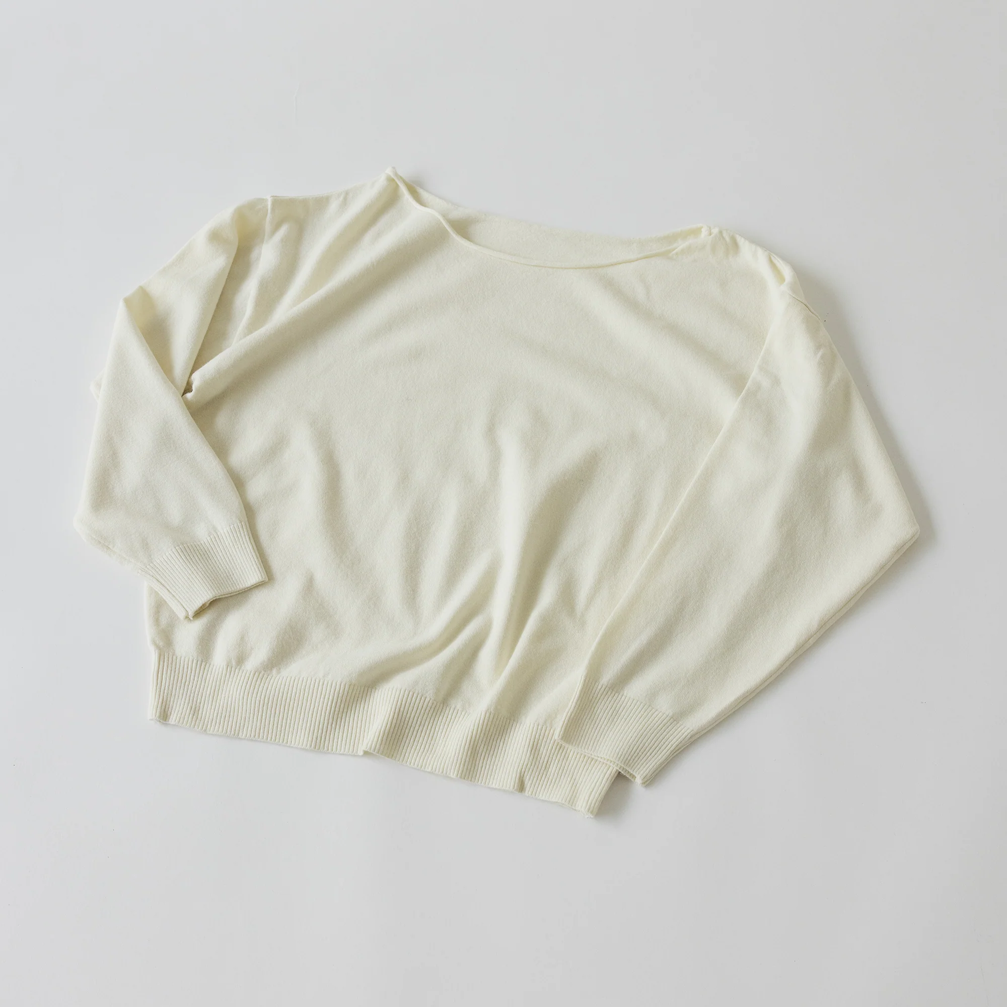 REMARK Boatneck sweater - Image 16