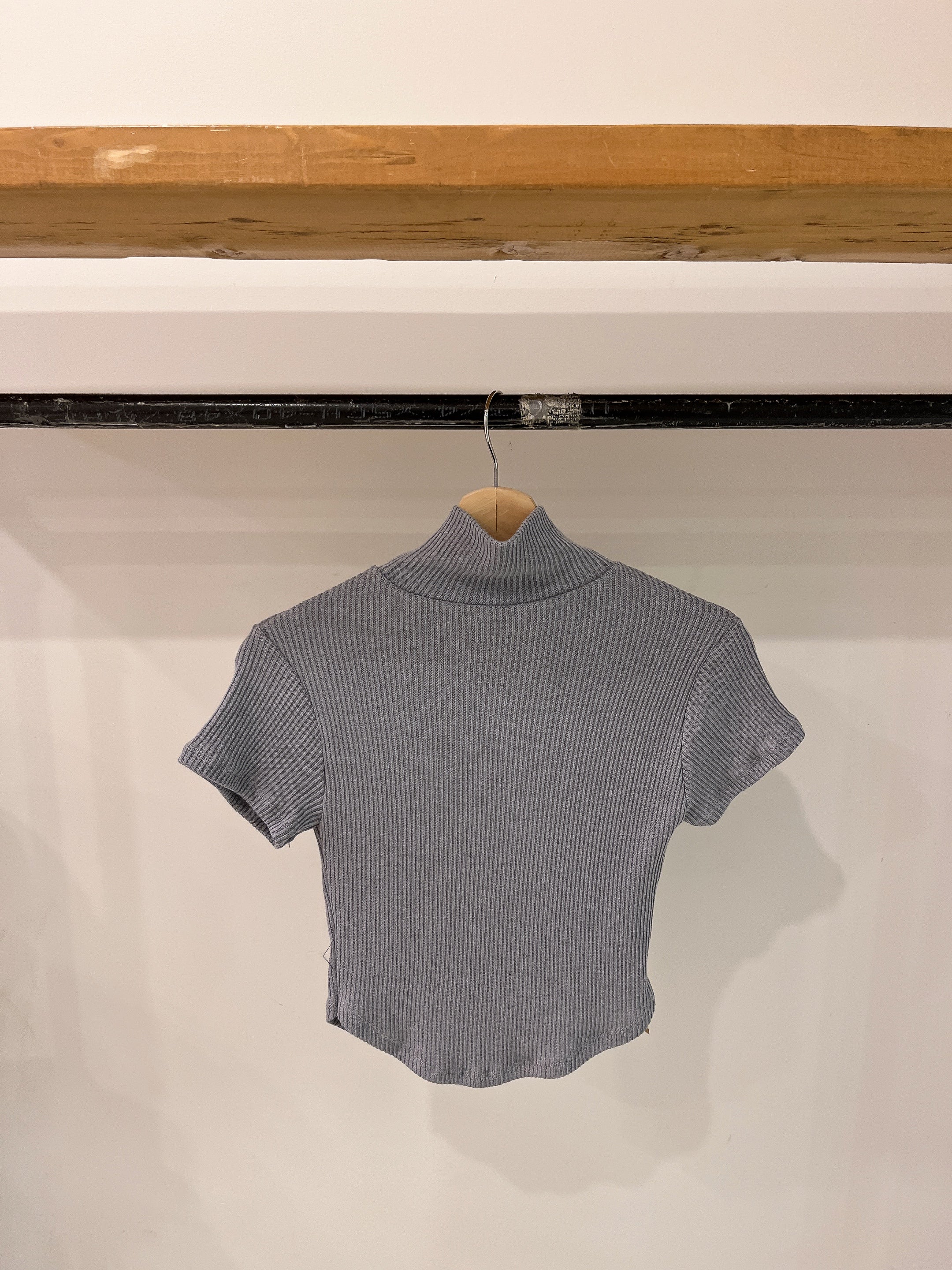 RINGLE Ribbed turtleneck tee - Image 11