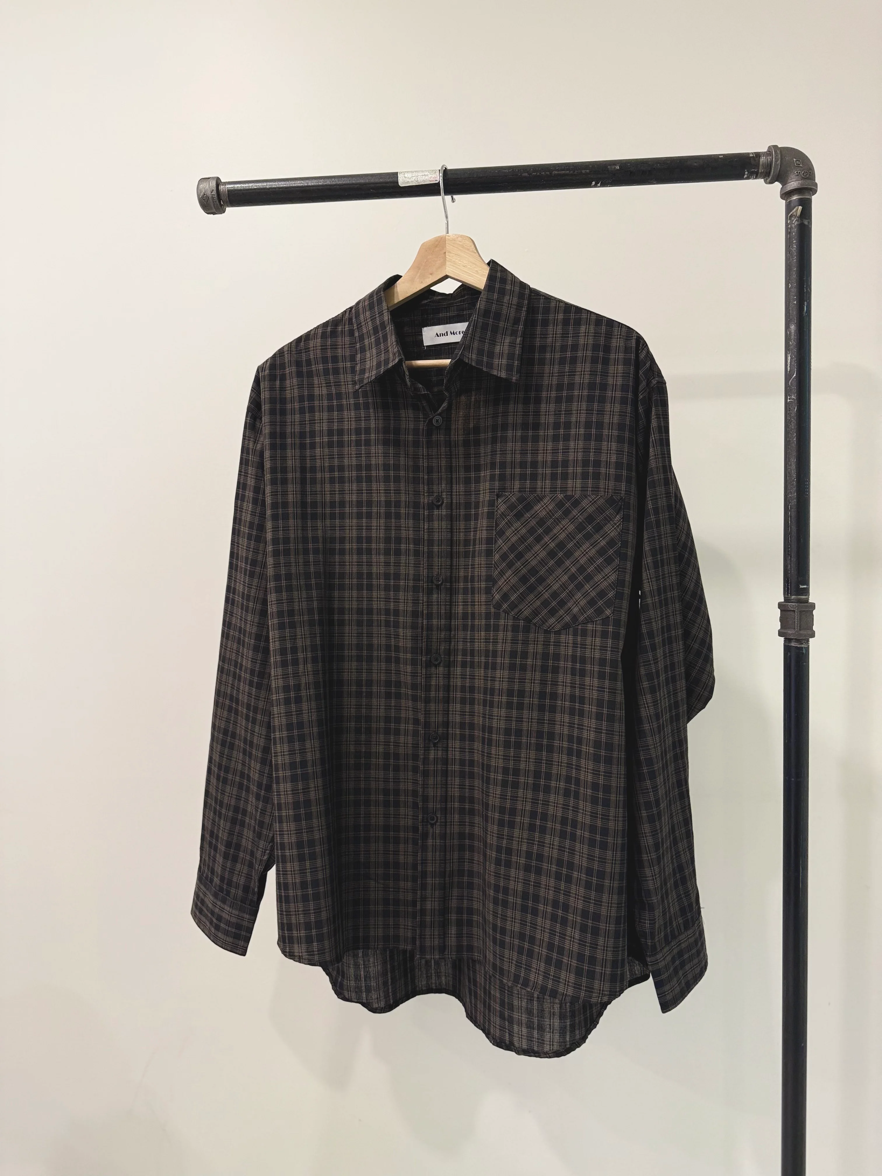 LAO Plaid oversized shirt - Image 18