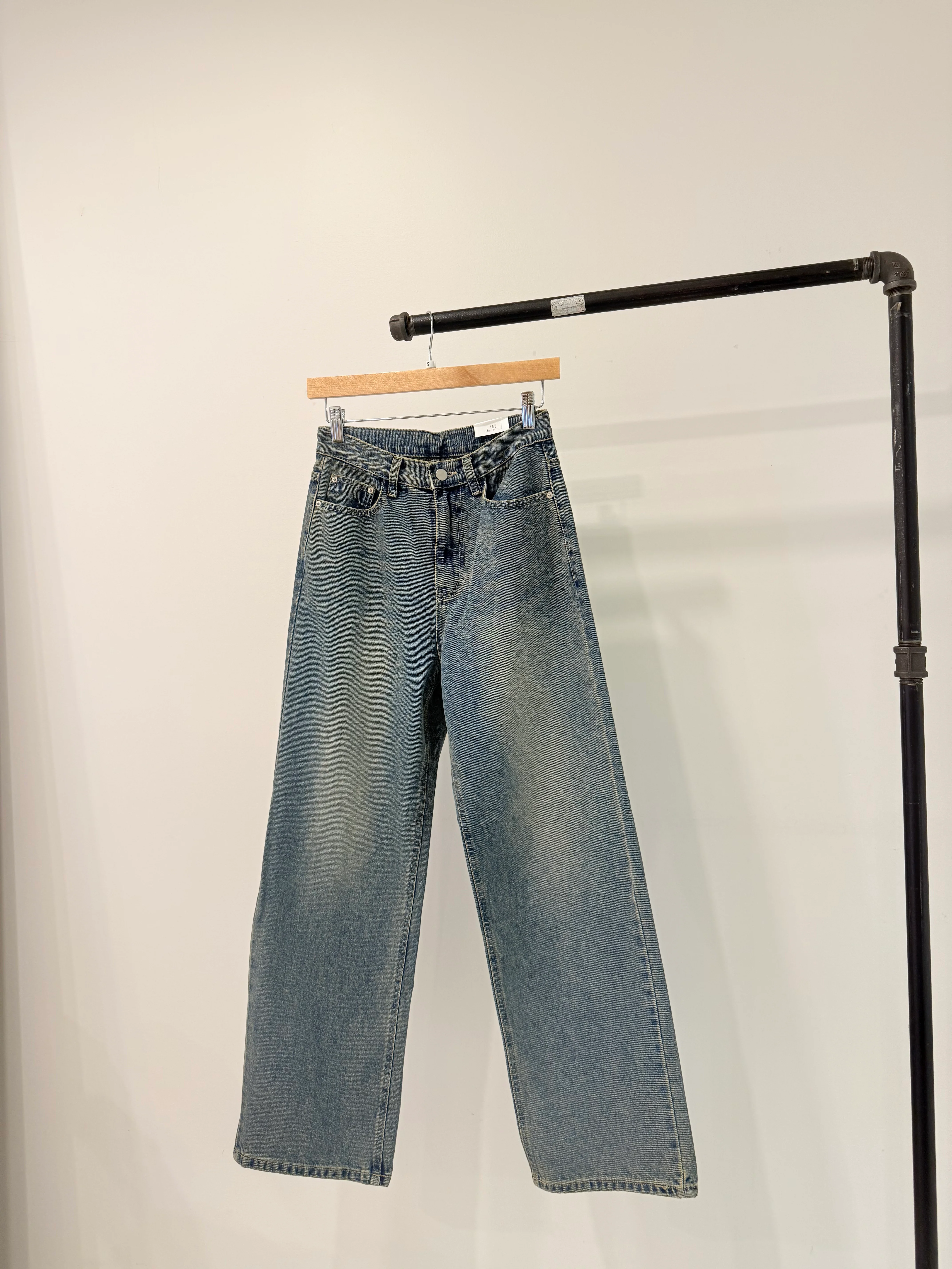 SENCH Straight legged jeans - Image 13