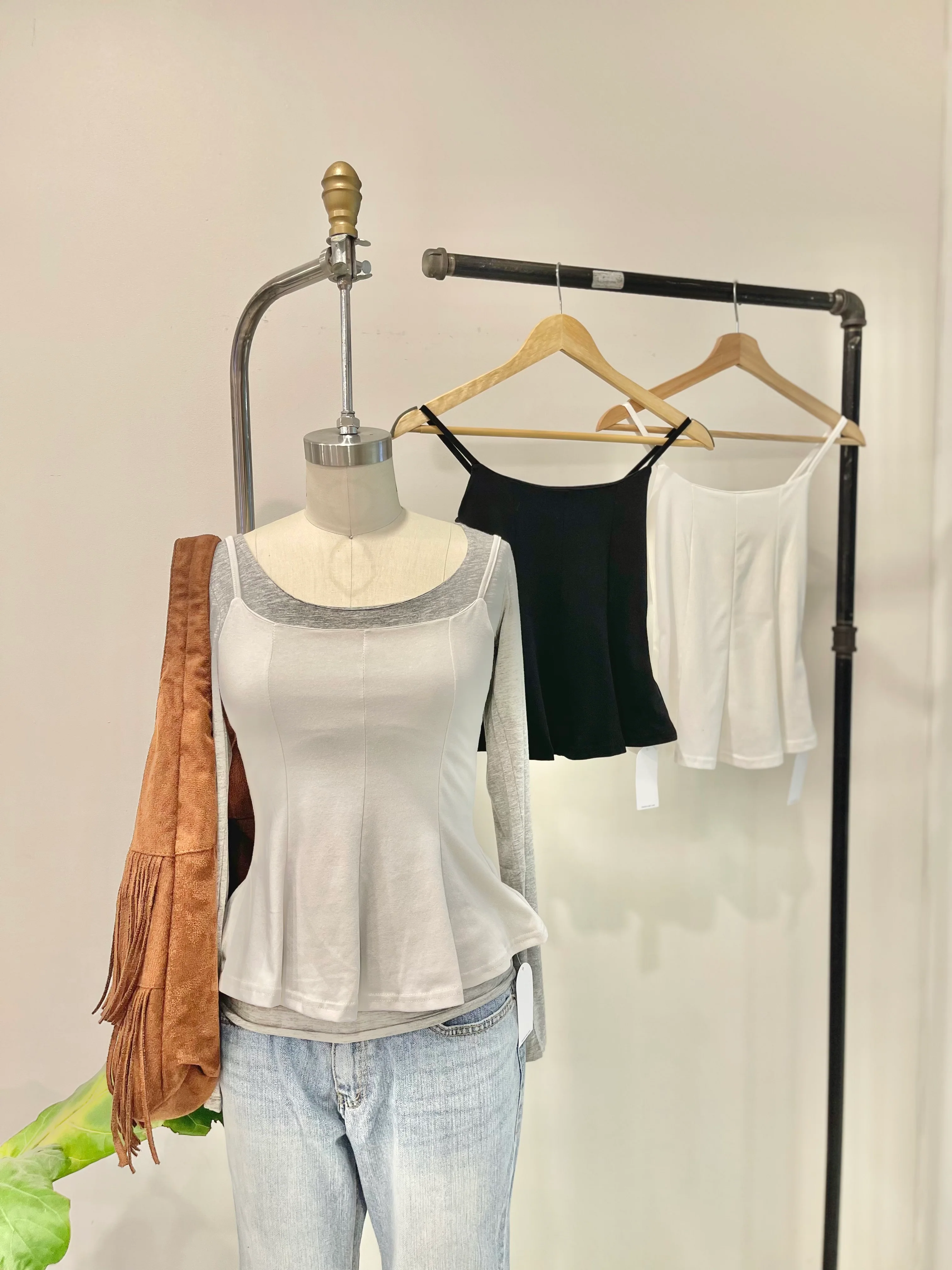 SHANE Peplum tanktop - Image 4
