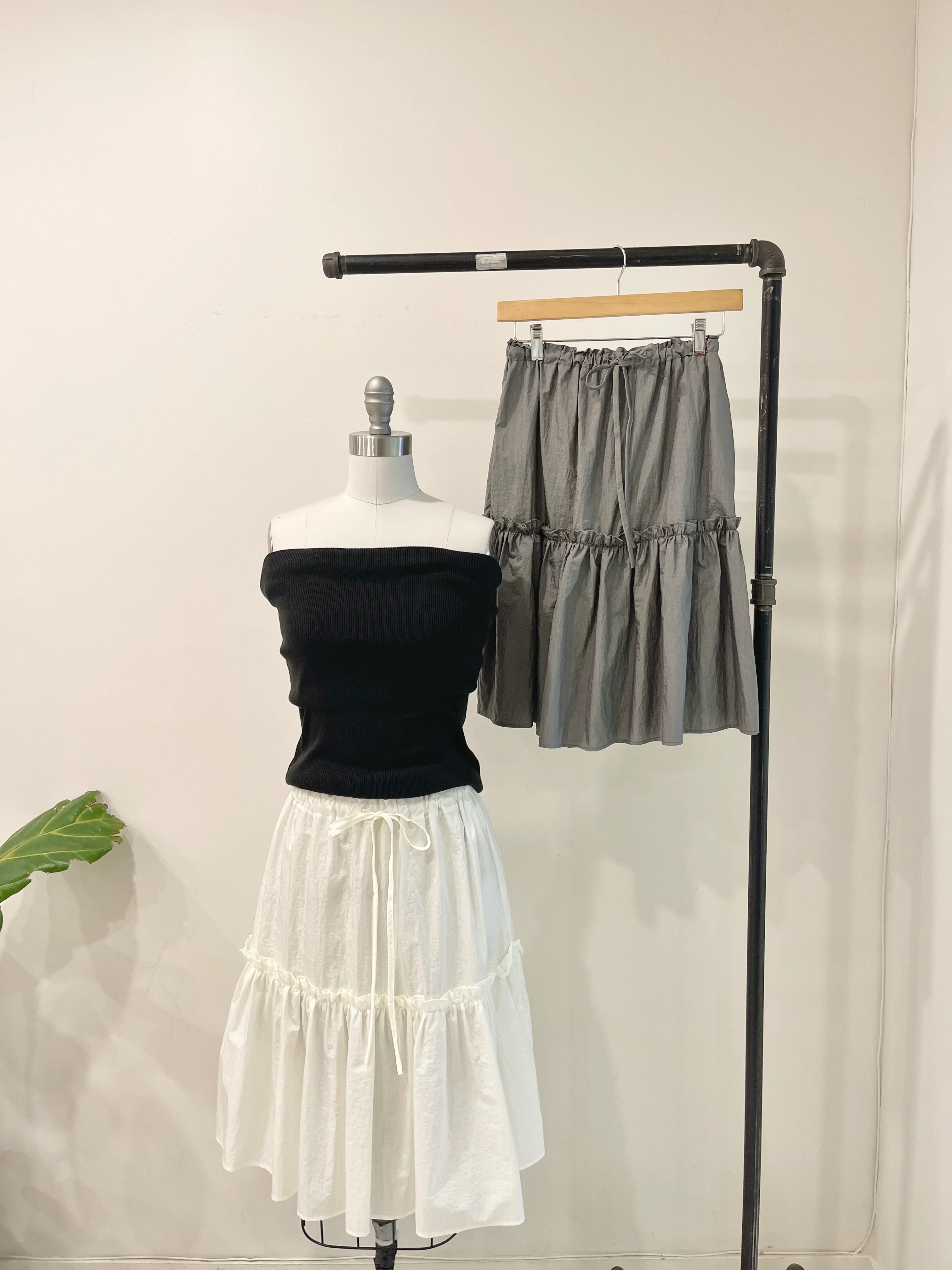 SHOOK Metallic midi skirt - Image 15