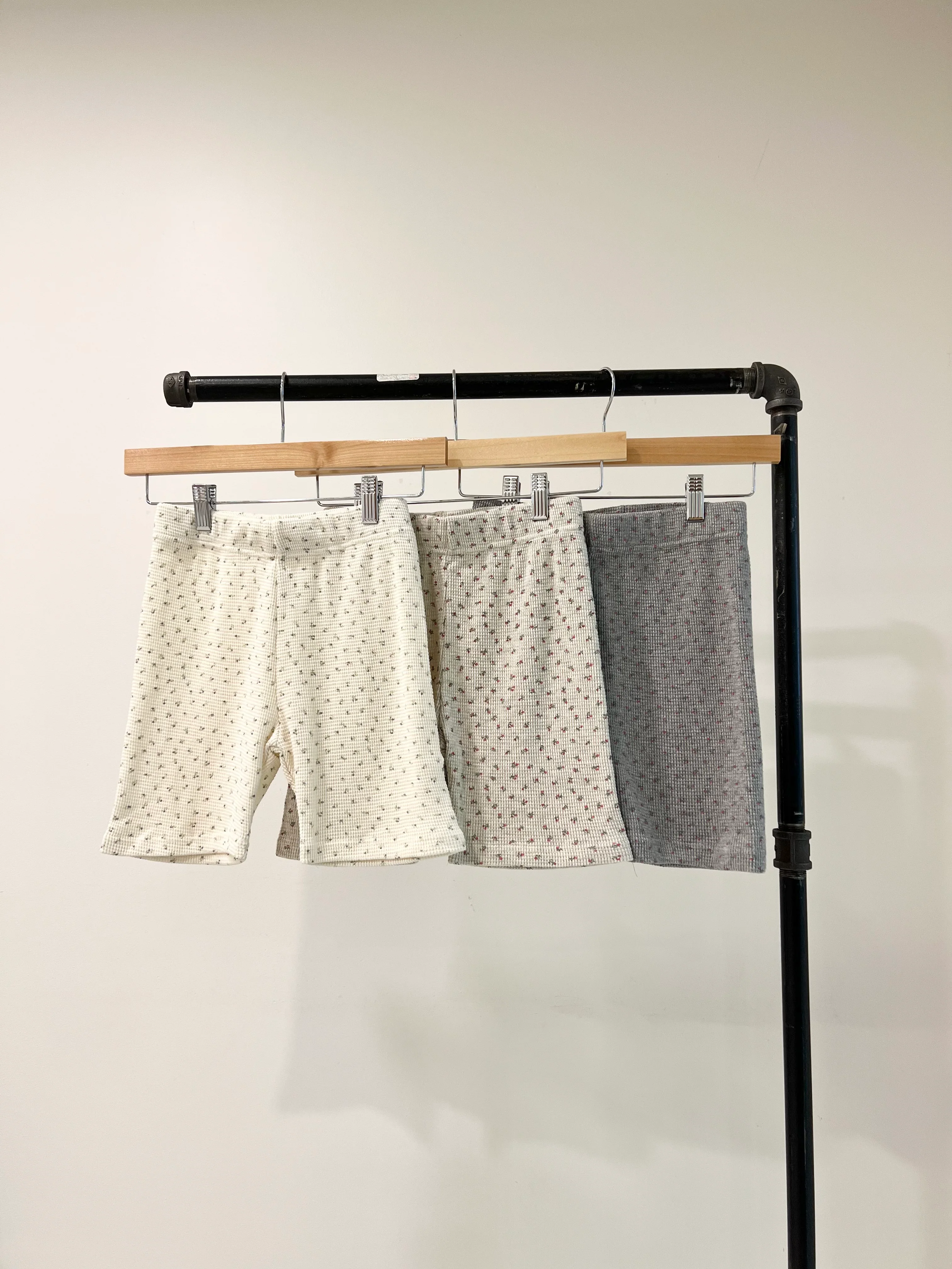 SPOT Floral bike shorts - Image 9