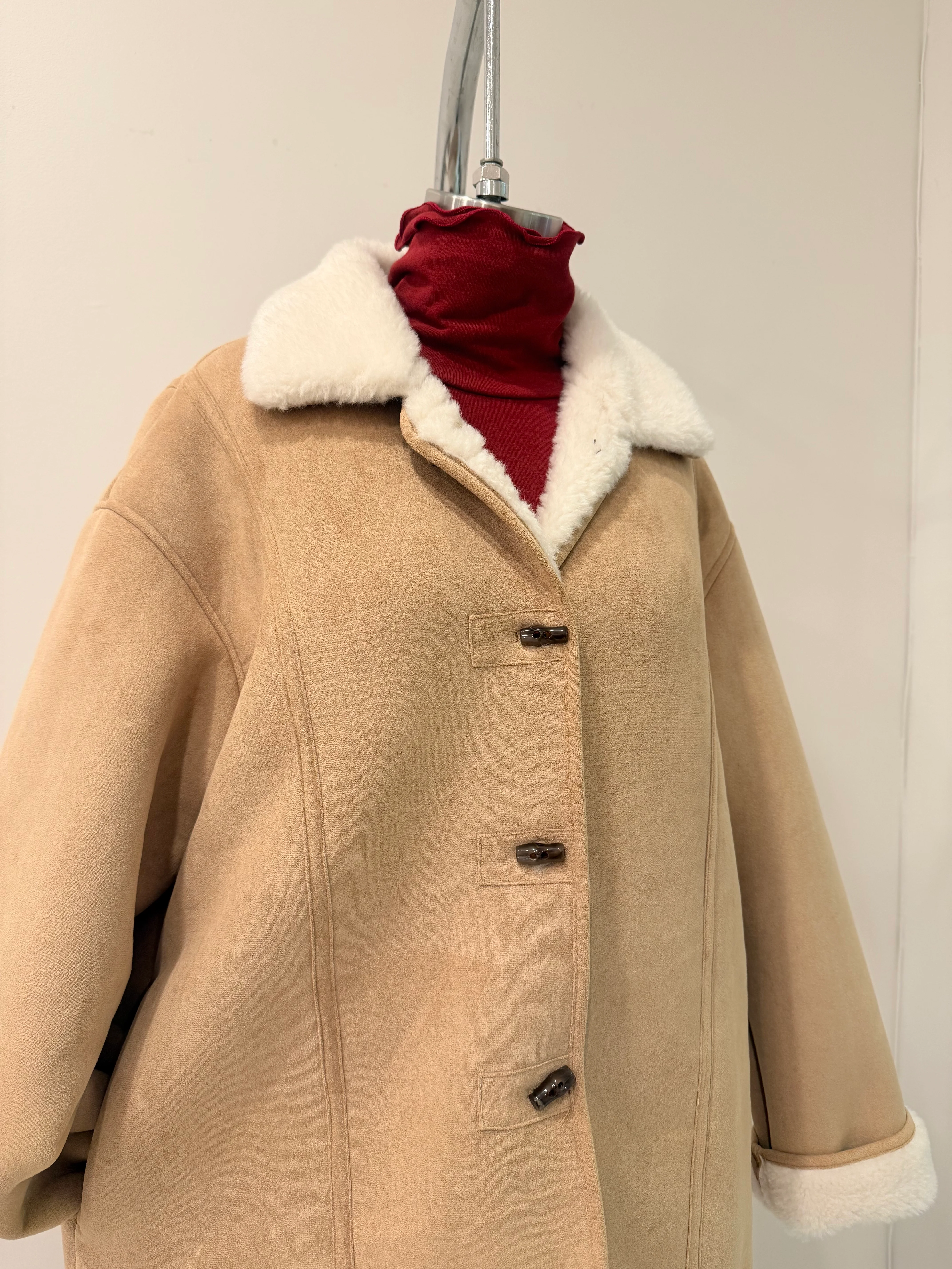TOKLE Faux shearling coat - Image 26