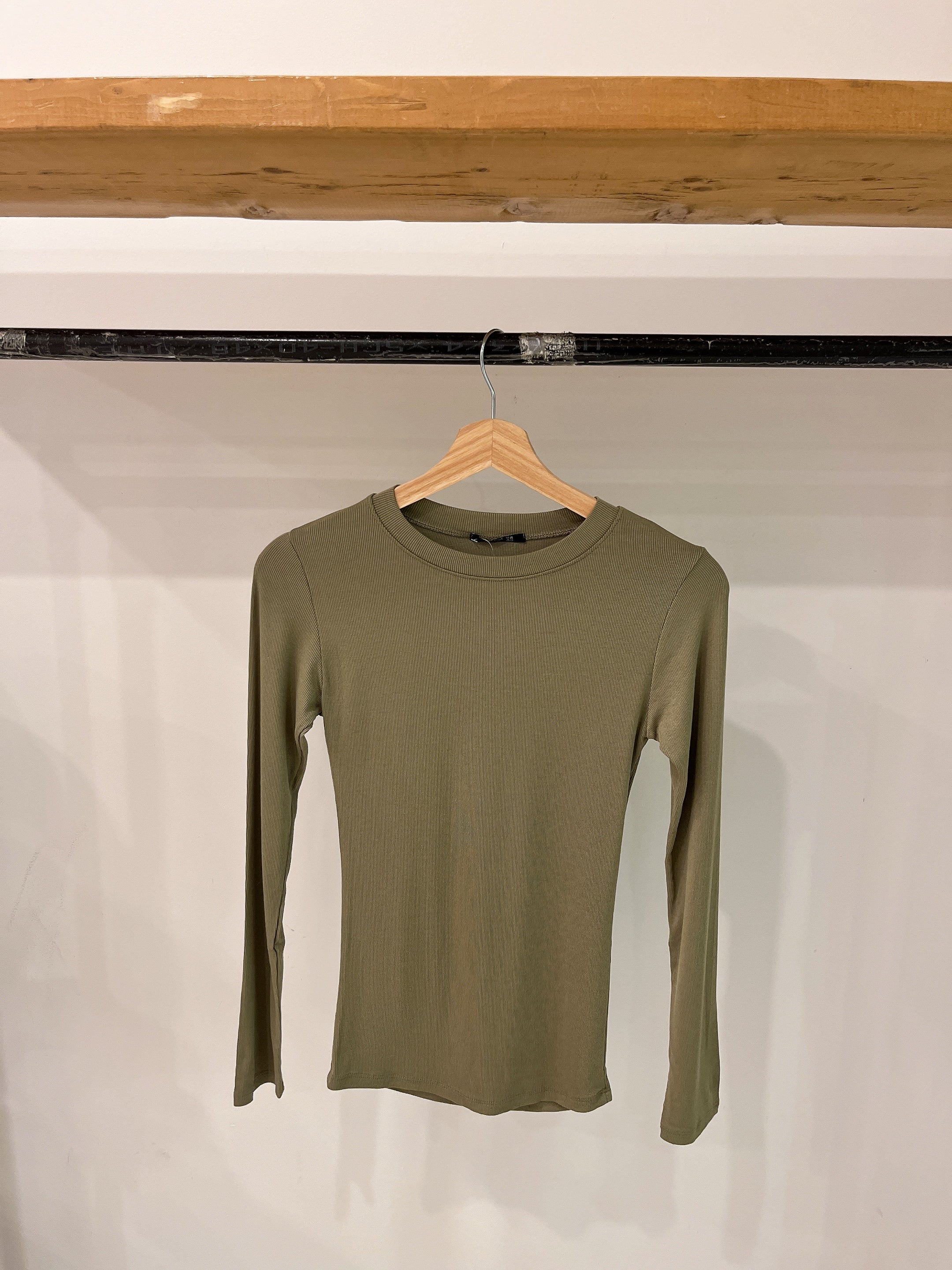 TOVIO Ribbed basic long sleeve top - Image 11