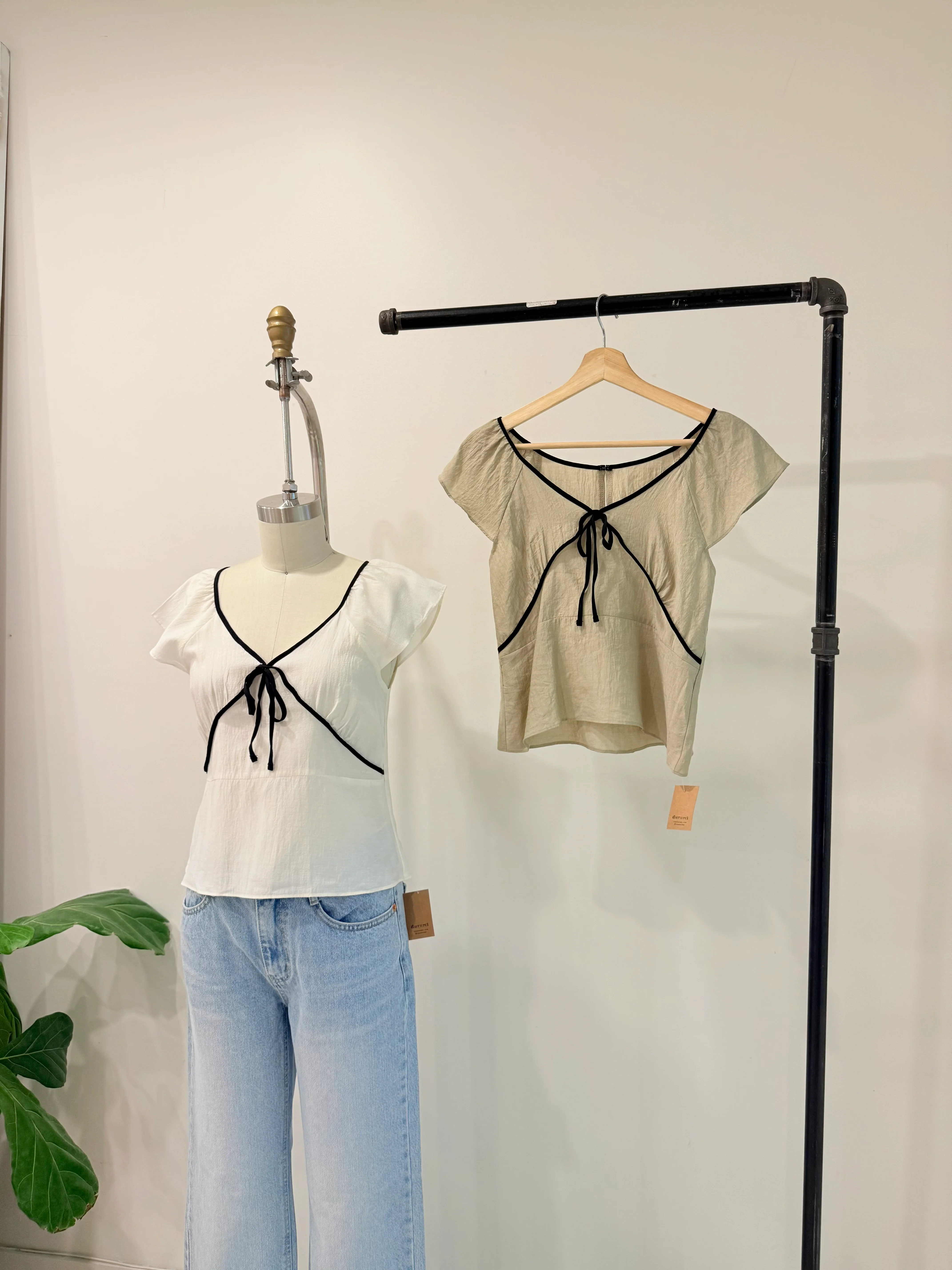 TRILL Contrast Piping top - Image 11