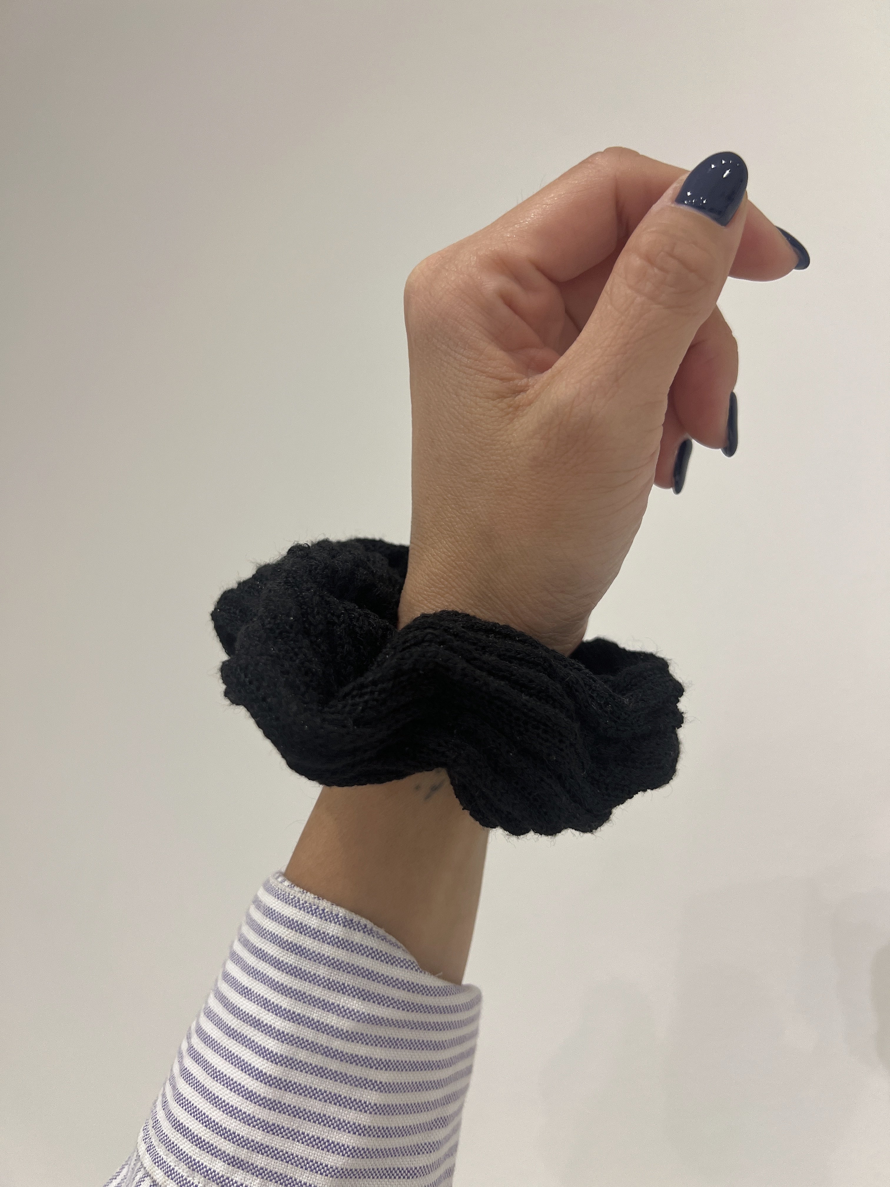 YAKO Sweater scrunchies - Image 6