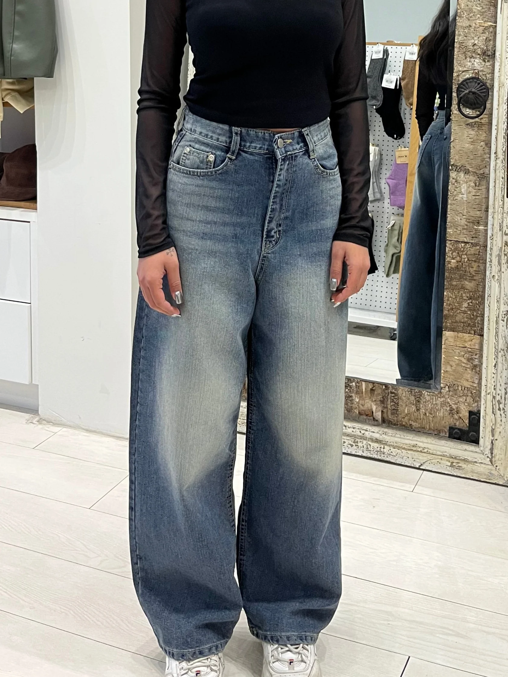 ZAKU Acid washed baggy jeans - Image 3