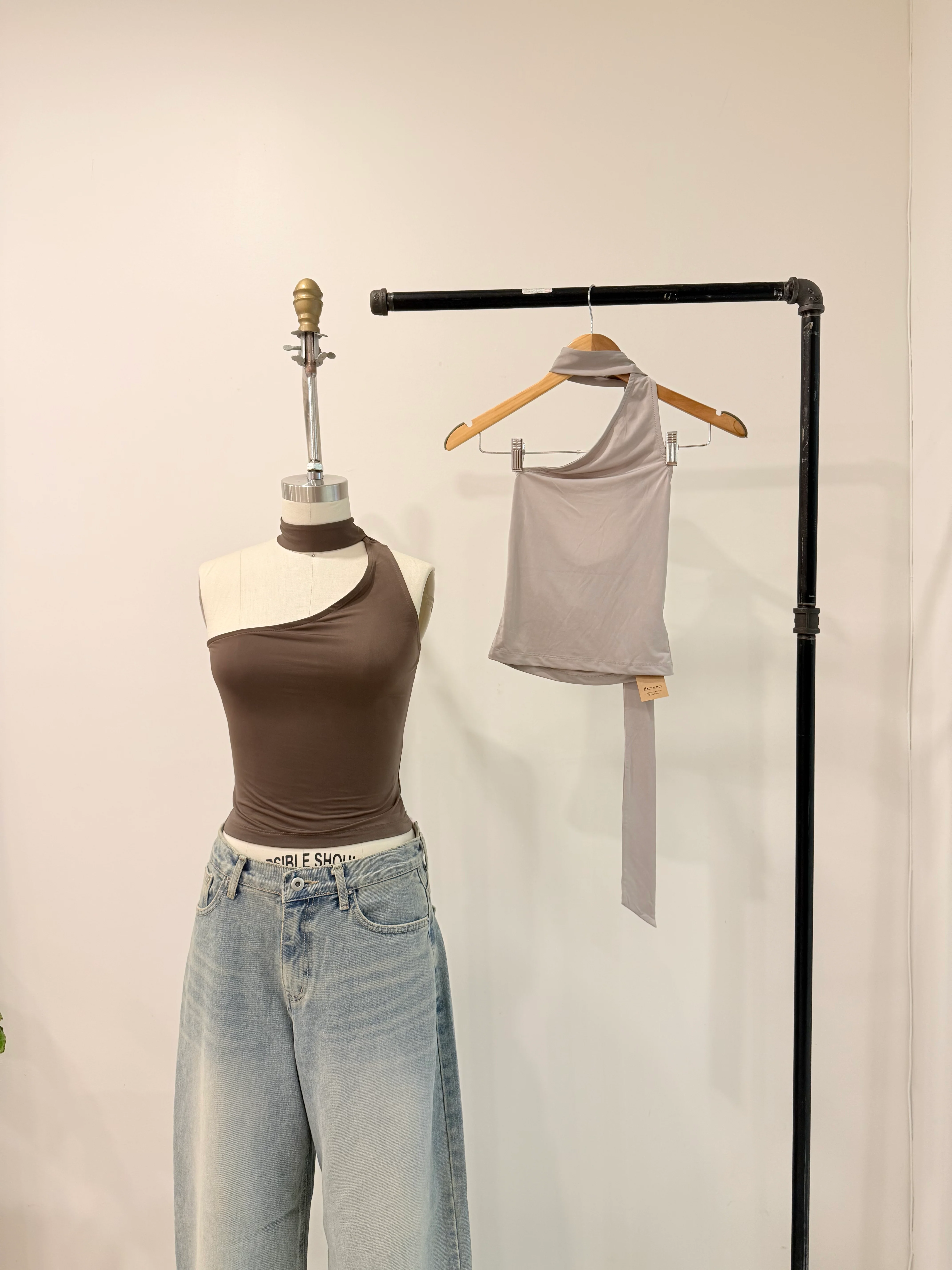 ZAMO One shoulder choker top - Image 2